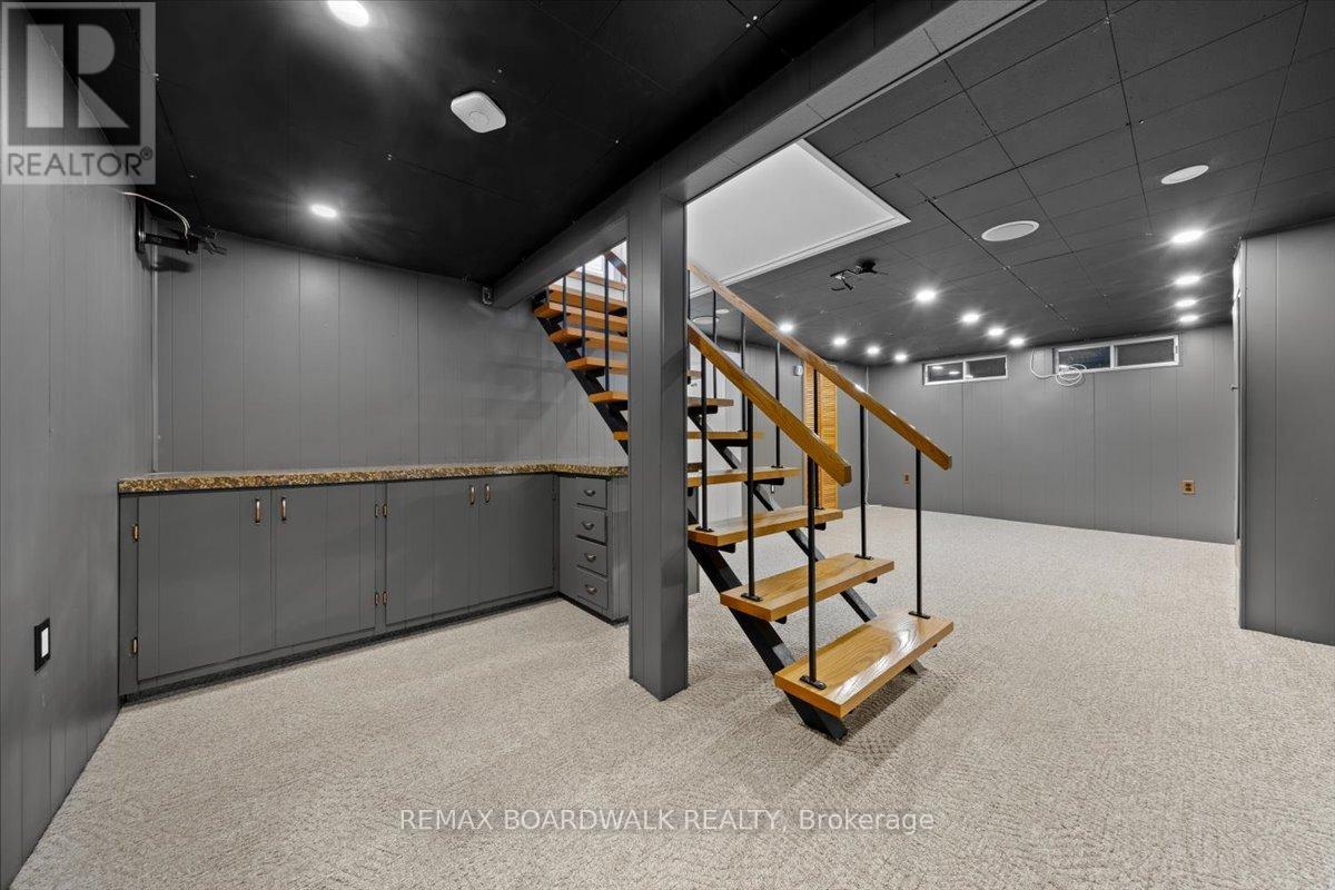 1446 Woodward Avenue, Ottawa, Ontario  K1Z 7W3 - Photo 34 - X12813820