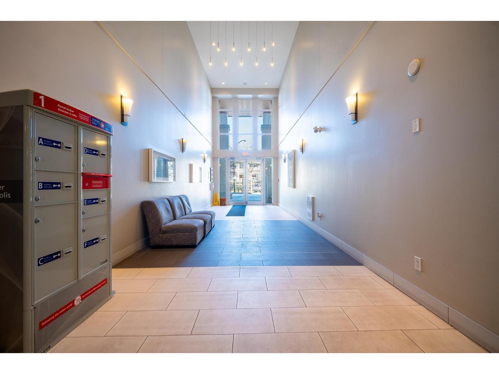 201 15428 31 Avenue, Surrey, British Columbia  V3Z 3W4 - Photo 4 - R3092237