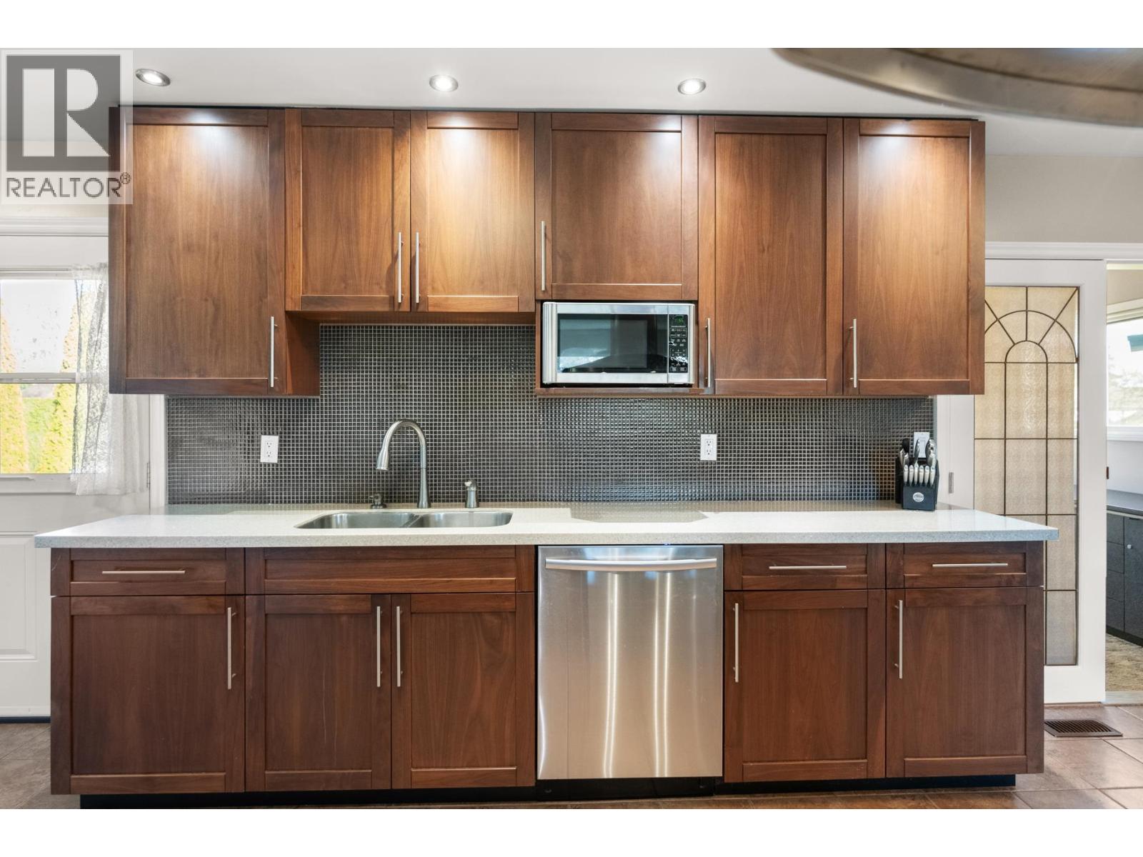 5118 Cooper Place, Delta, British Columbia  V4K 3J1 - Photo 8 - R3092704