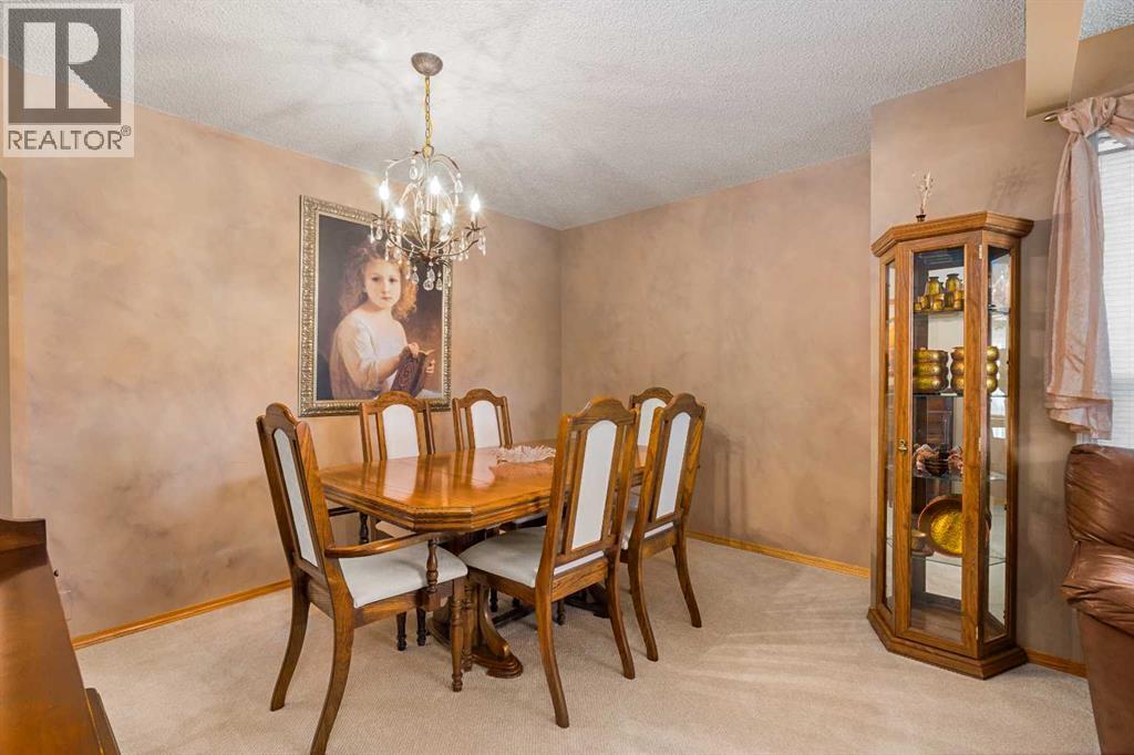 7945 Springbank Boulevard Sw, Calgary, Alberta  T3H 4L9 - Photo 9 - A2287510