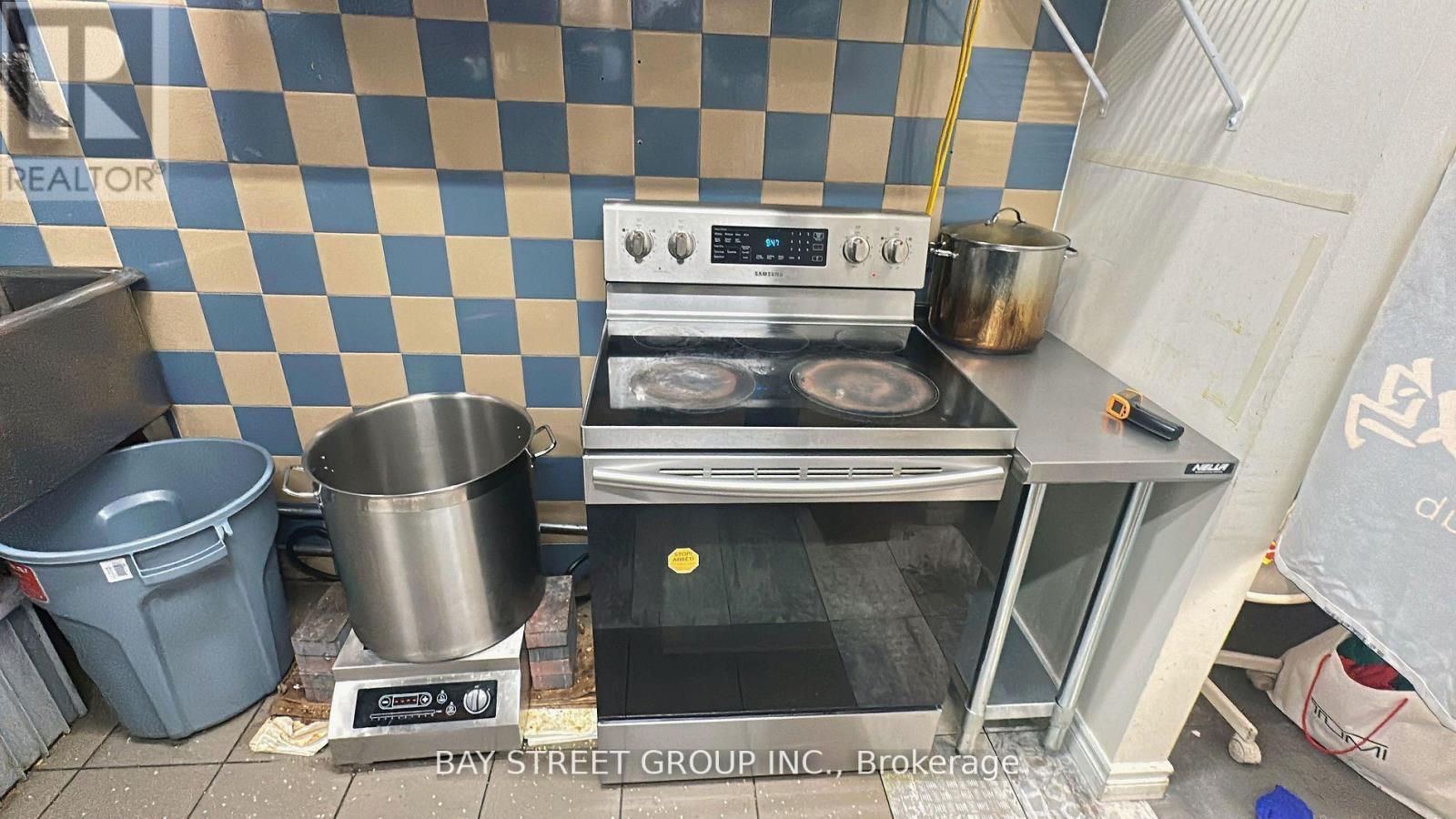 23 - 15 Northtown Way, Toronto (Willowdale East), Ontario  M2N 7A2 - Photo 10 - C12813802