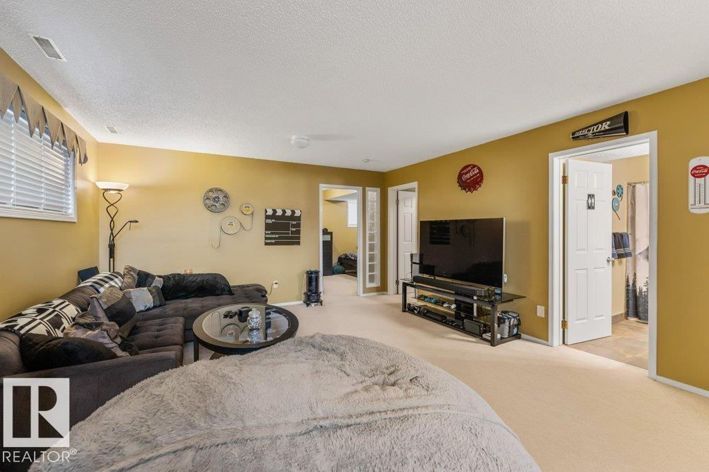 1916 Kramer Wy Nw, Edmonton, Alberta  T6L 6Z7 - Photo 28 - E4473453