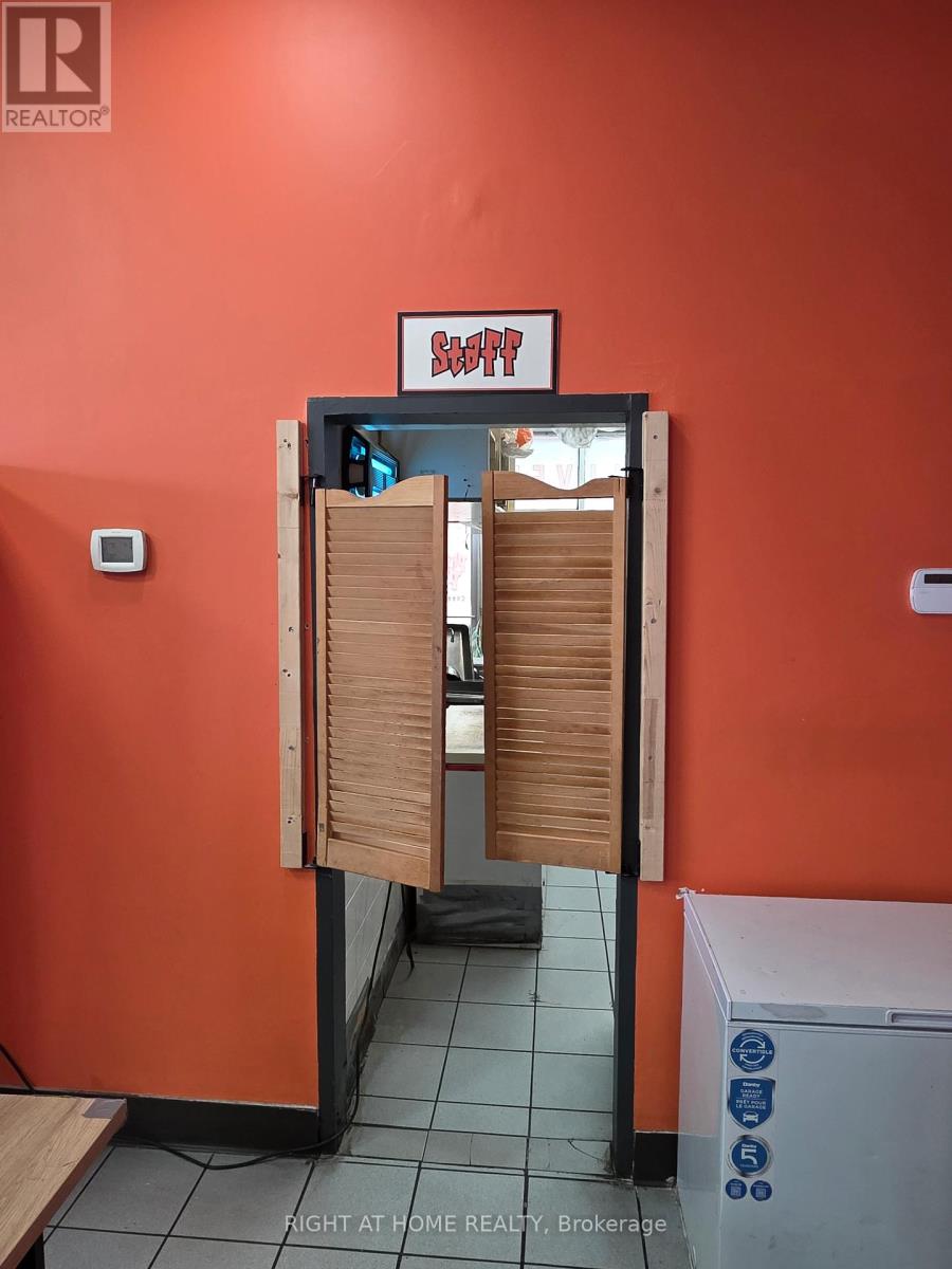 E1 - 710 Taunton Road E, Whitby, Ontario  L1R 0K6 - Photo 13 - E12813814