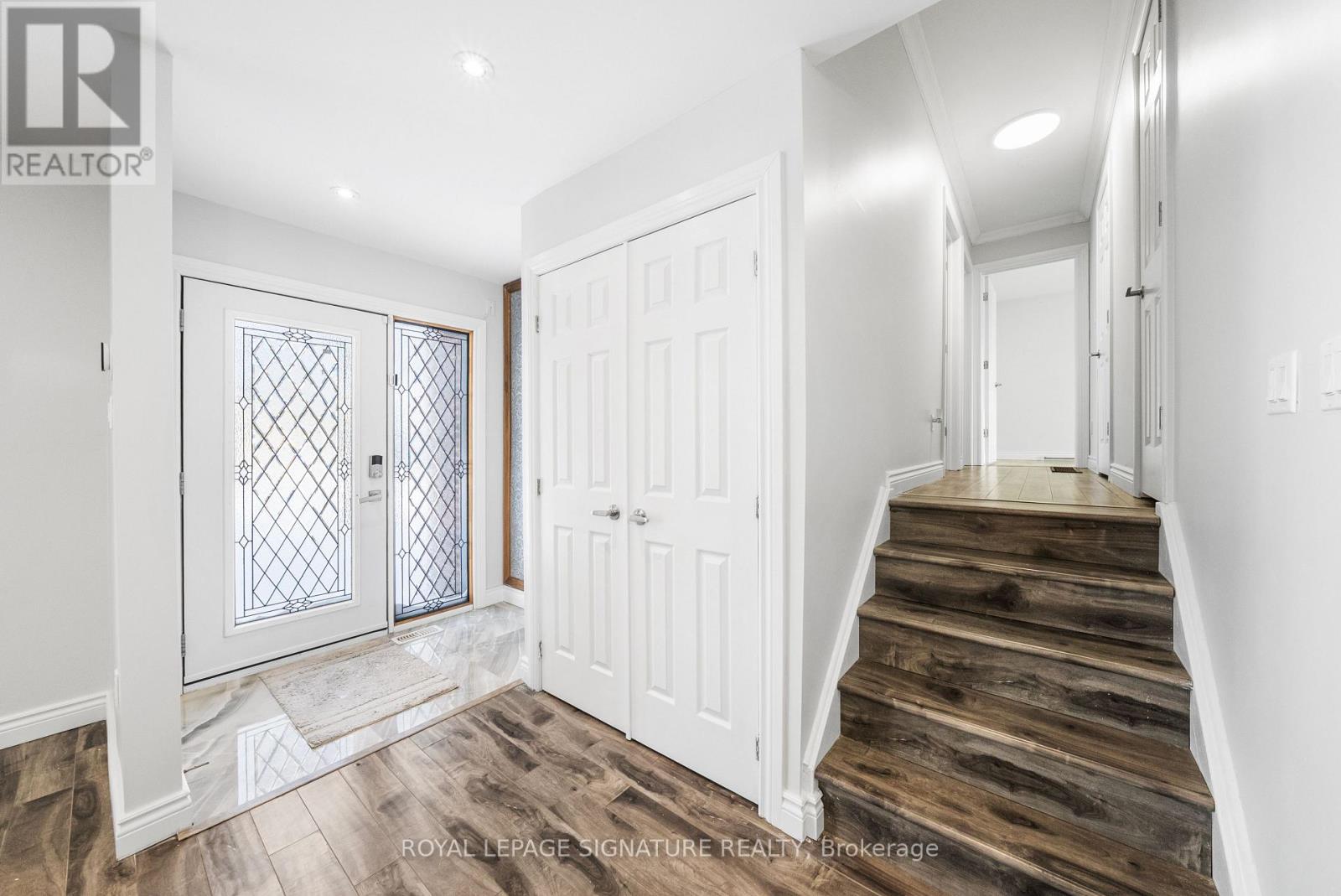 246 Hodgson Drive, Newmarket (Central Newmarket), Ontario  L3Y 1E2 - Photo 19 - N12813812