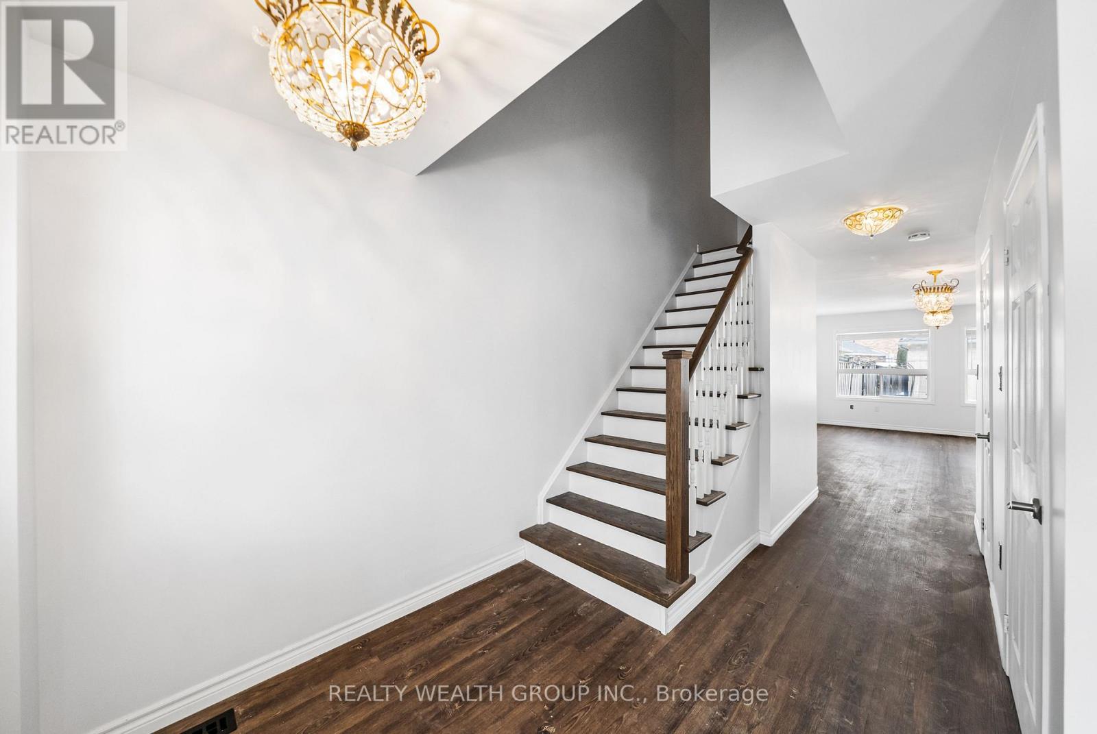 34 Castle Park Boulevard, Vaughan, Ontario  L4H 1M4 - Photo 19 - N12813818