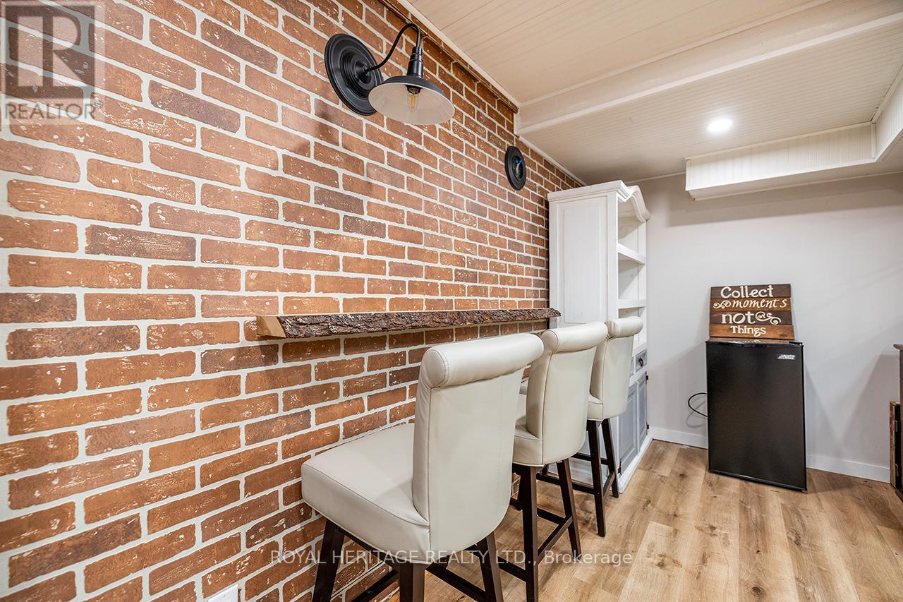 92 Zachary Place, Whitby, Ontario  L1M 1E2 - Photo 24 - E12813530