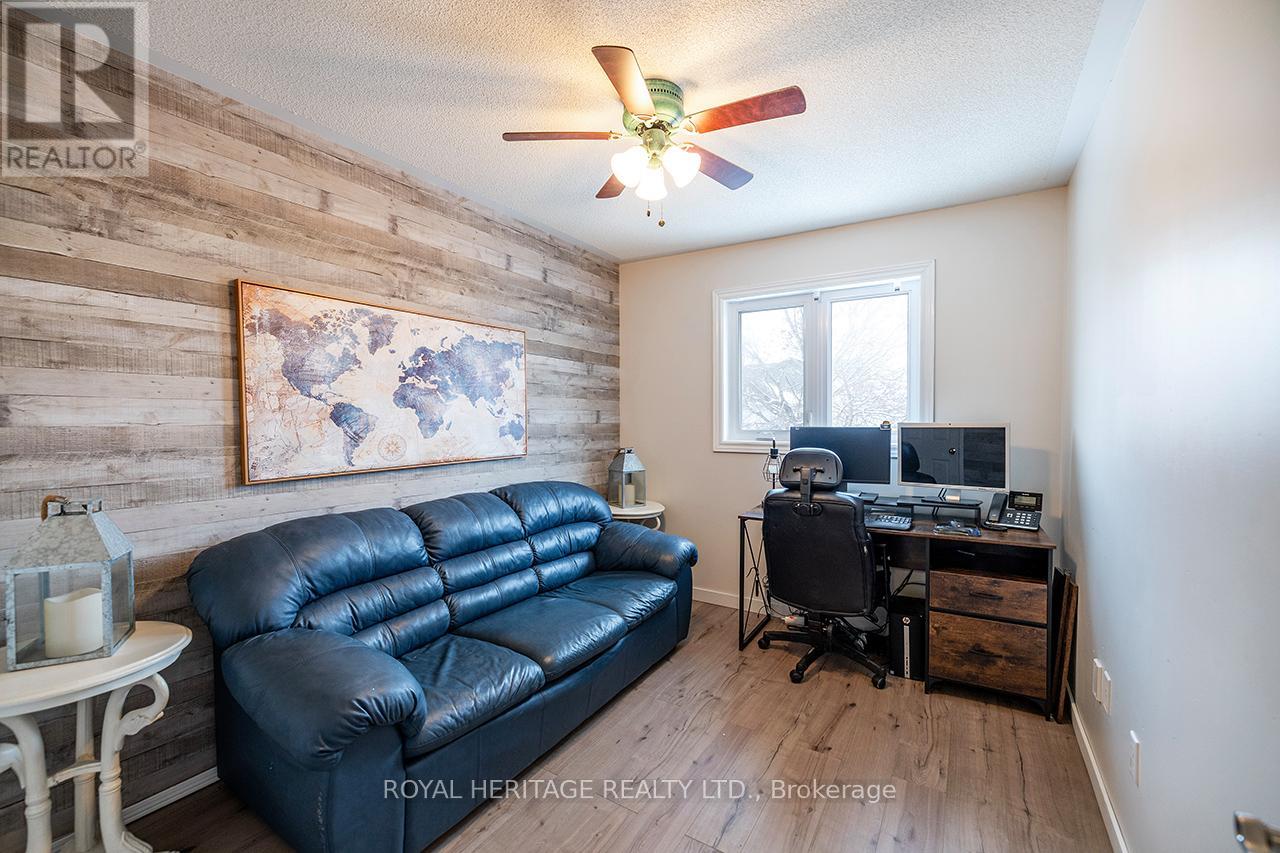 92 Zachary Place, Whitby, Ontario  L1M 1E2 - Photo 22 - E12813530