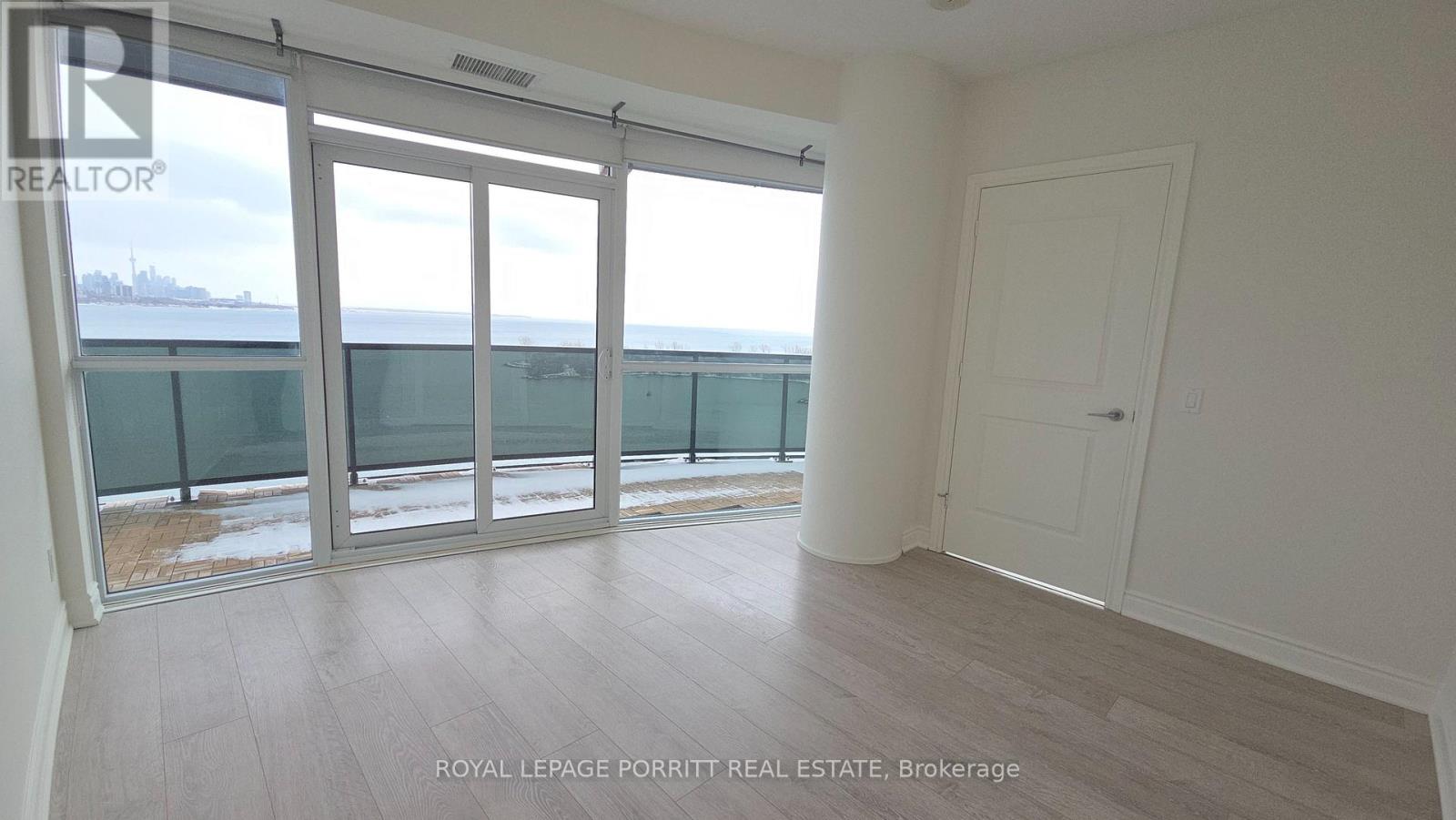 #1103 - 80 Marine Parade Drive, Toronto, Ontario  M8V 0A3 - Photo 13 - W12813798