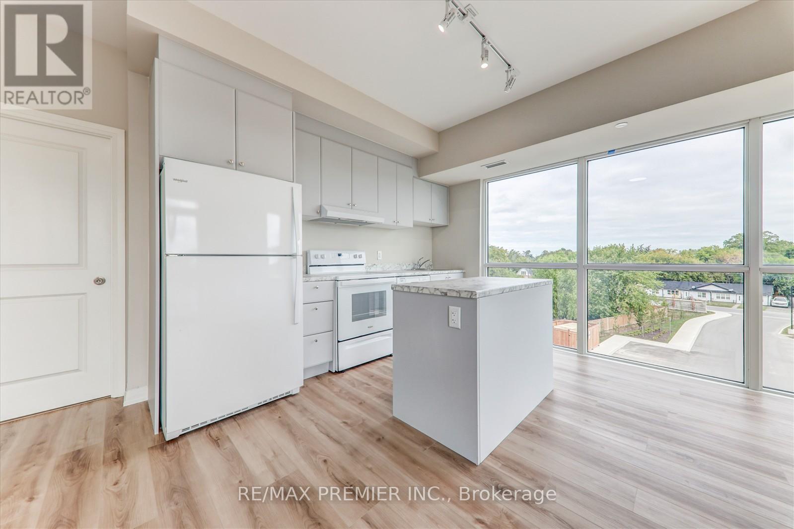 Lp-17 - 50 Herrick Avenue, St. Catharines, Ontario  L2P 0B8 - Photo 13 - X12813804