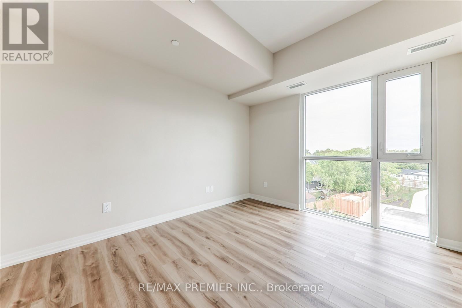 Lp-17 - 50 Herrick Avenue, St. Catharines, Ontario  L2P 0B8 - Photo 19 - X12813804