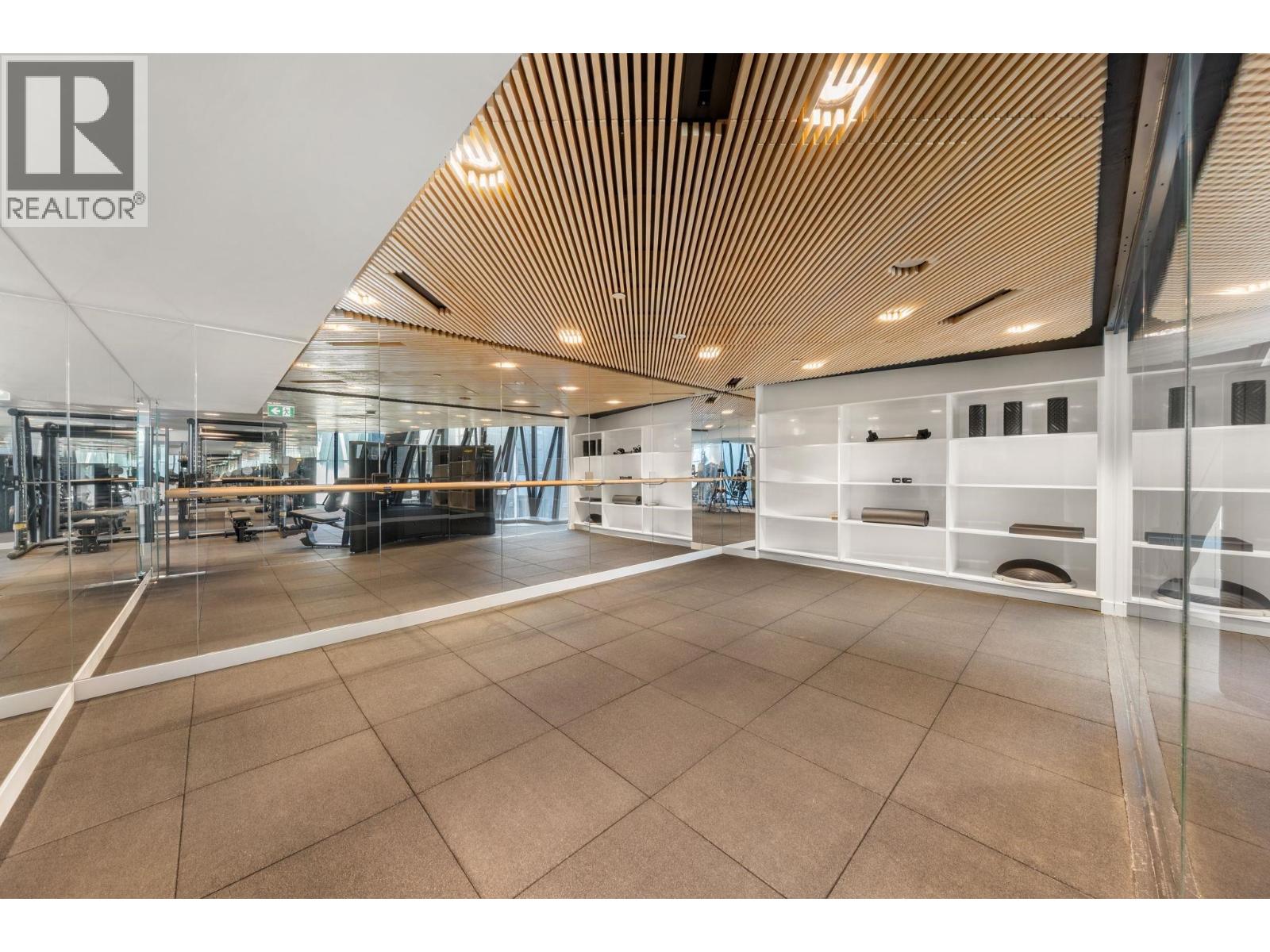 Listing Picture 39 of 40 : 4503 1033 NELSON STREET, Vancouver / 溫哥華 - 魯藝地產 Yvonne Lu Group - MLS Medallion Club Member