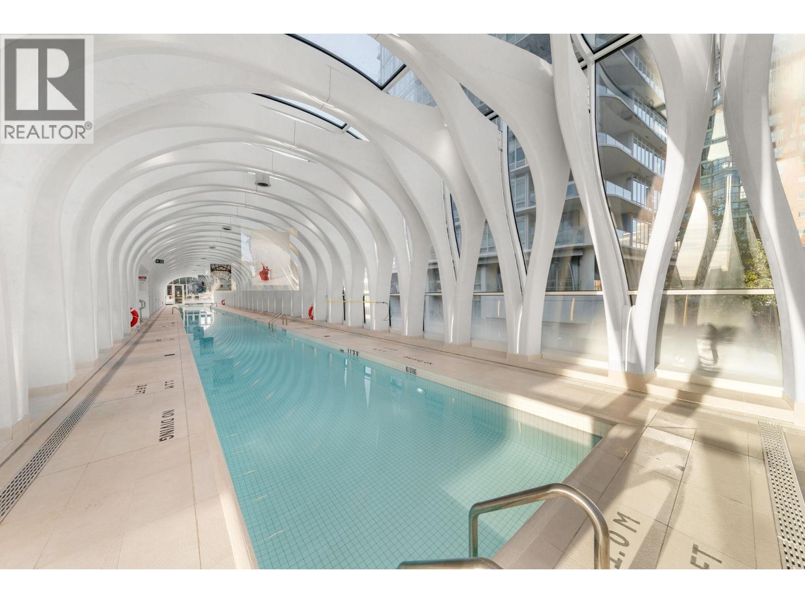 Listing Picture 36 of 40 : 4503 1033 NELSON STREET, Vancouver / 溫哥華 - 魯藝地產 Yvonne Lu Group - MLS Medallion Club Member