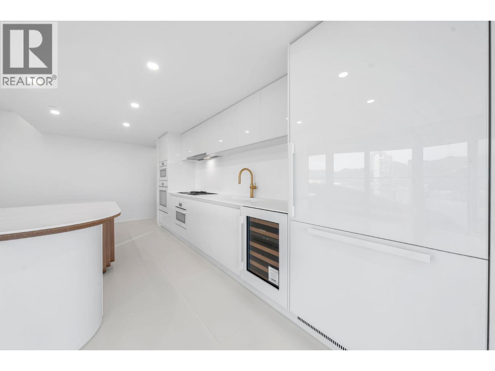 Listing Picture 18 of 40 : 4503 1033 NELSON STREET, Vancouver / 溫哥華 - 魯藝地產 Yvonne Lu Group - MLS Medallion Club Member