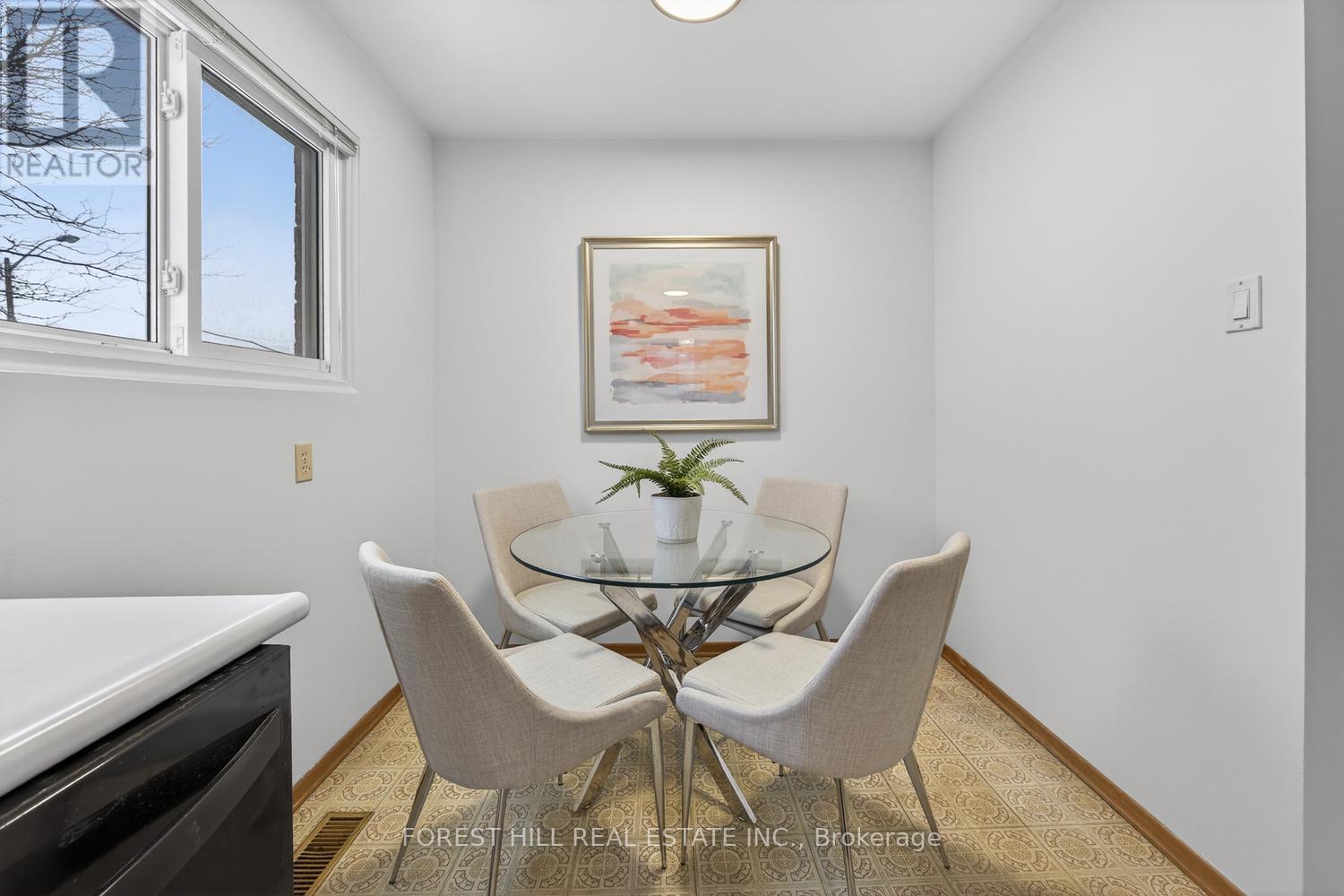 401 Cherokee Boulevard, Toronto, Ontario  M2H 2X1 - Photo 14 - C12810774