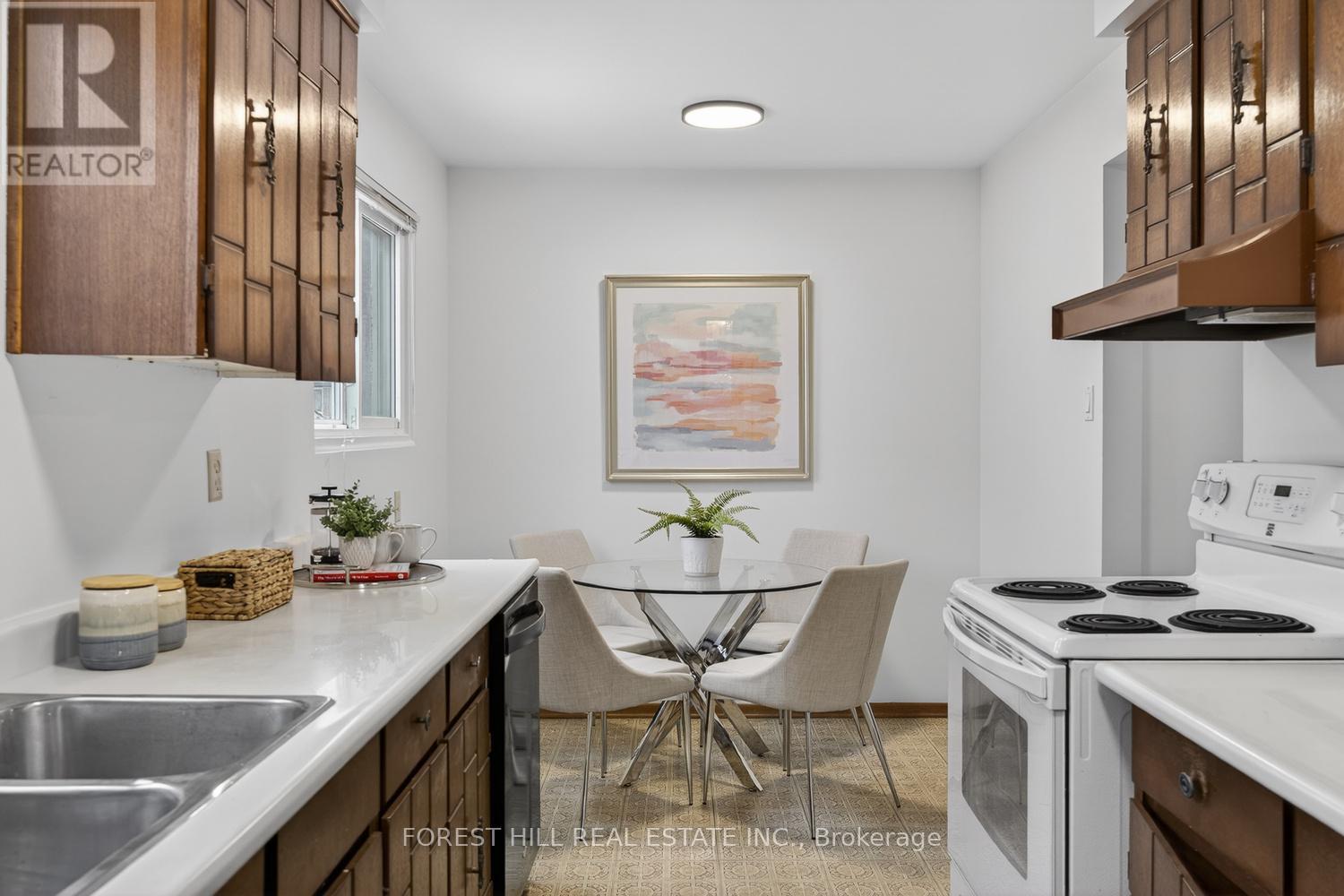 401 Cherokee Boulevard, Toronto, Ontario  M2H 2X1 - Photo 18 - C12810774