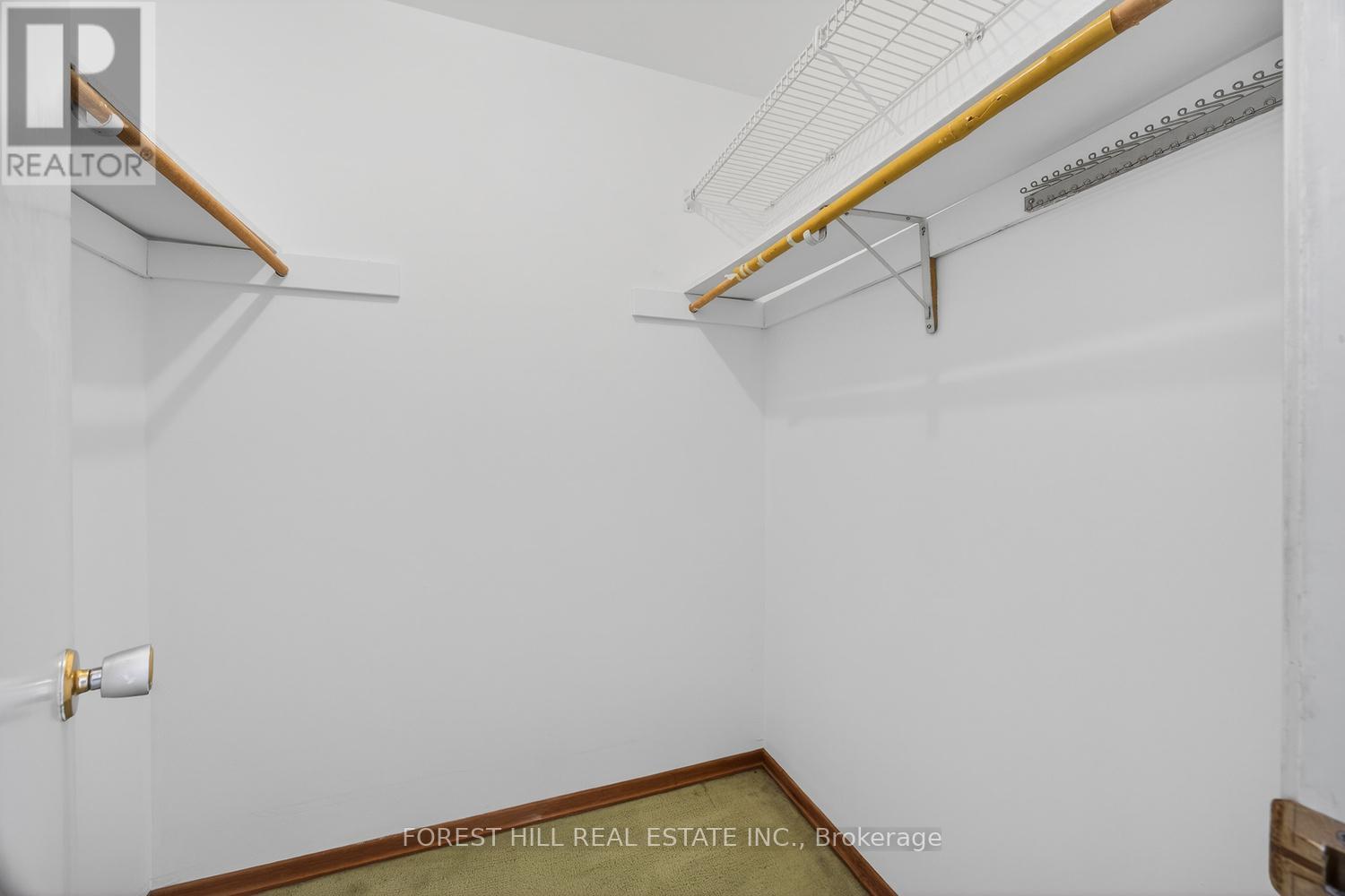 401 Cherokee Boulevard, Toronto, Ontario  M2H 2X1 - Photo 30 - C12810774