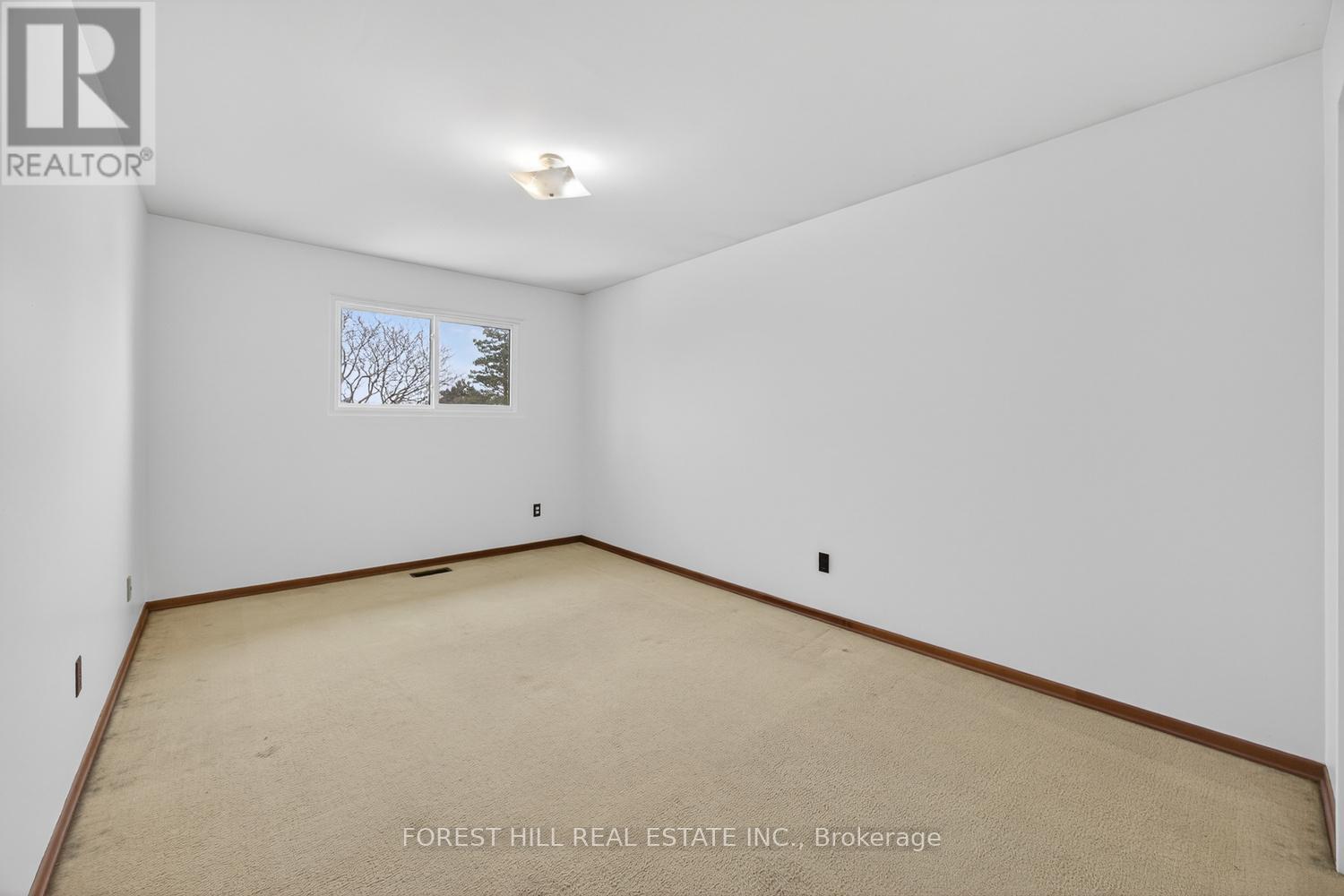 401 Cherokee Boulevard, Toronto, Ontario  M2H 2X1 - Photo 33 - C12810774