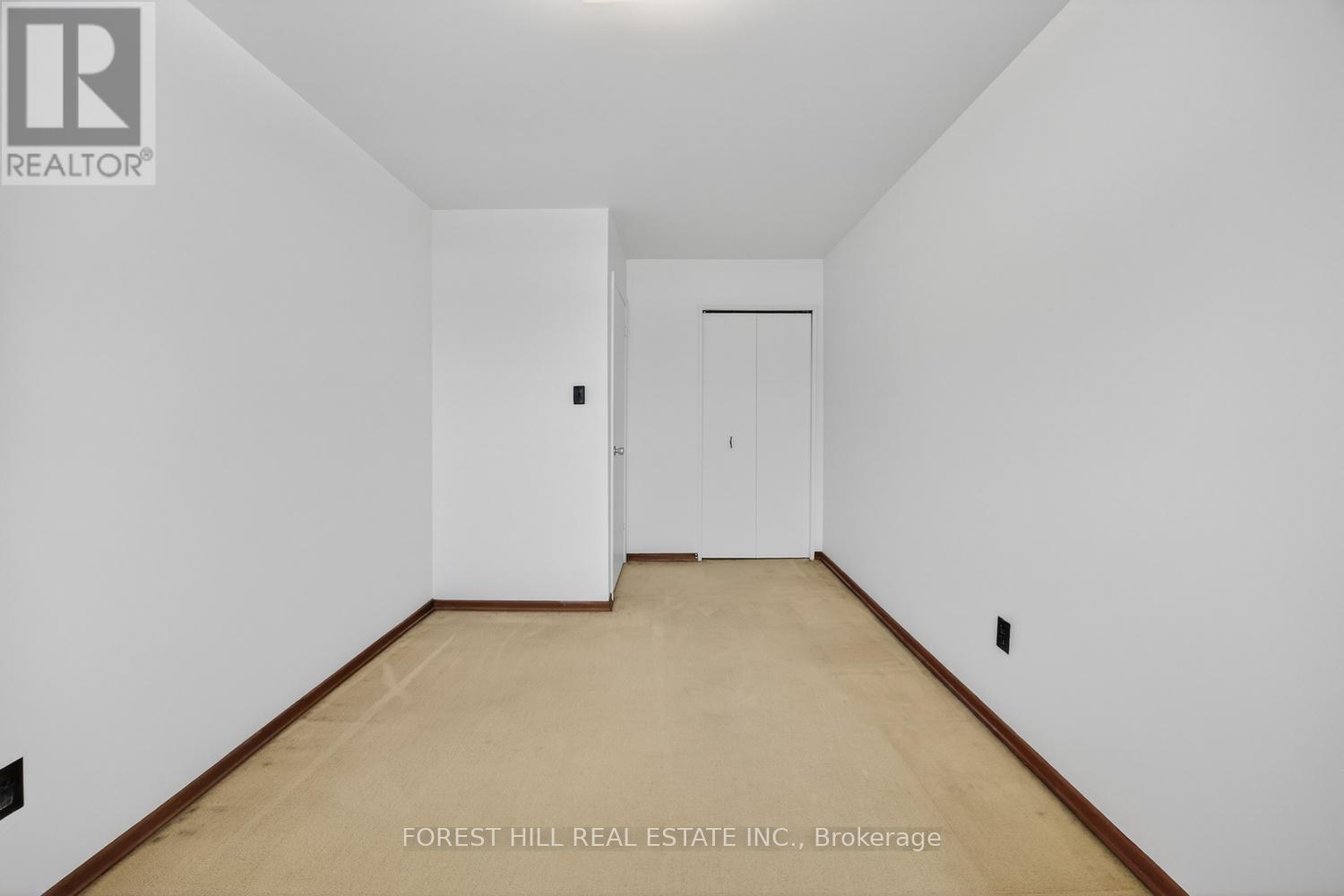 401 Cherokee Boulevard, Toronto, Ontario  M2H 2X1 - Photo 36 - C12810774