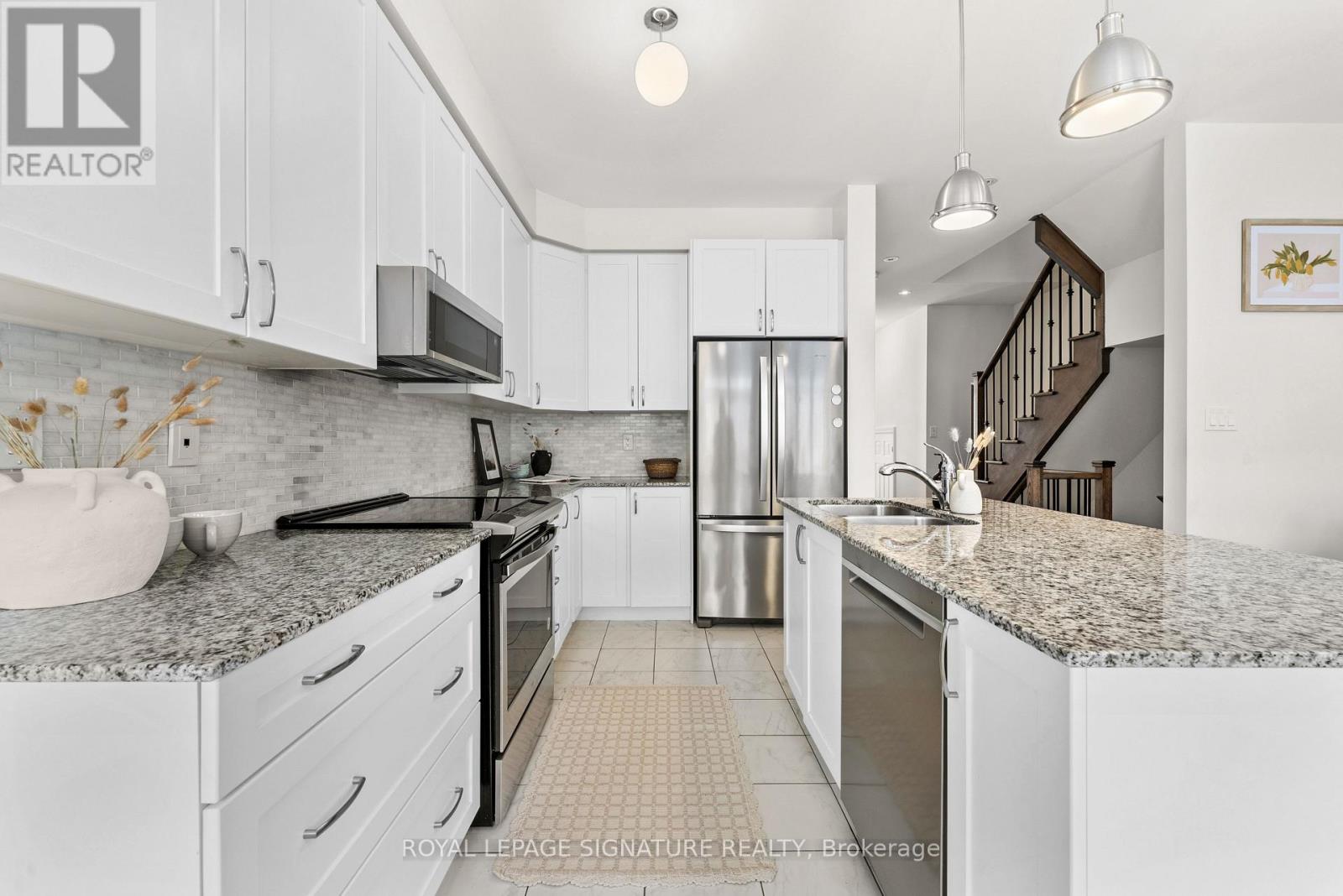 71 Farooq Boulevard, Vaughan, Ontario  L4H 4P3 - Photo 11 - N12813842