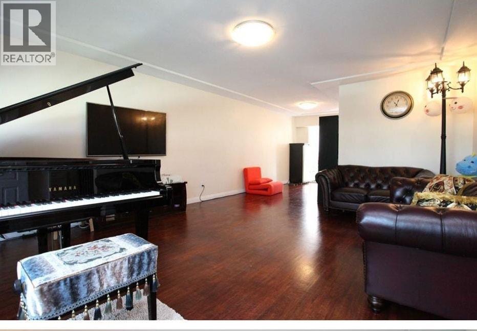 156 W 62nd Avenue, Vancouver, British Columbia  V5X 2E1 - Photo 4 - R3050031