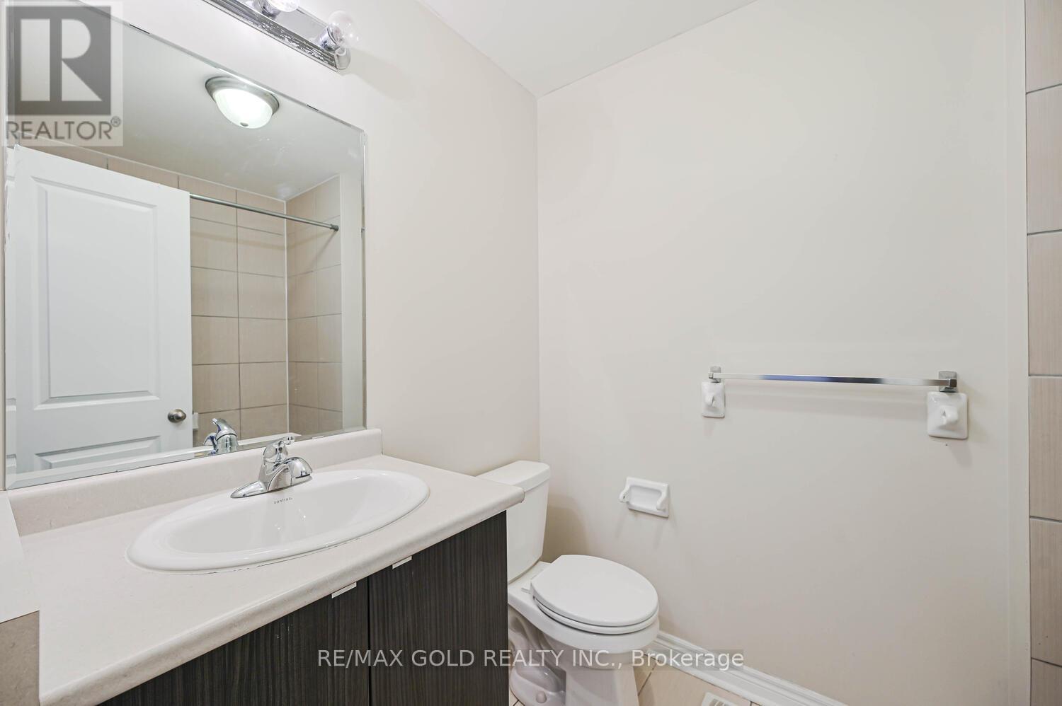 53 Finegan Circle, Brampton, Ontario  L7A 4Z8 - Photo 26 - W12730766