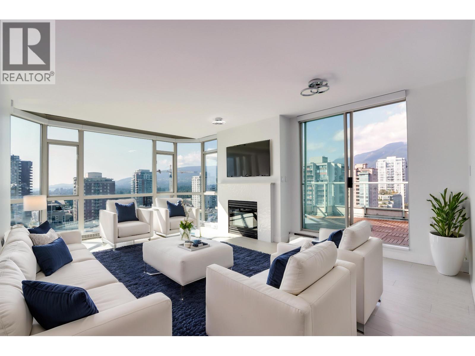 1203 140 E 14th Street, North Vancouver, British Columbia  V7M 1J2 - Photo 5 - R3092858