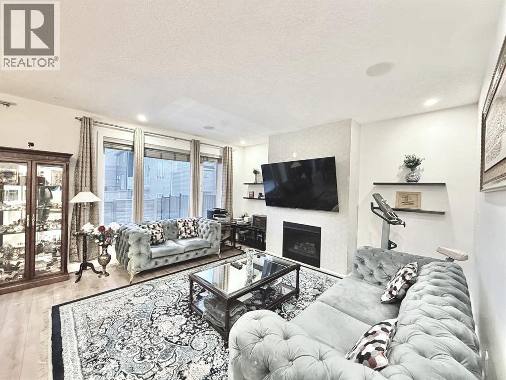 148 Carrington Circle Nw, Calgary, Alberta  T3P 0Y6 - Photo 15 - A2276101