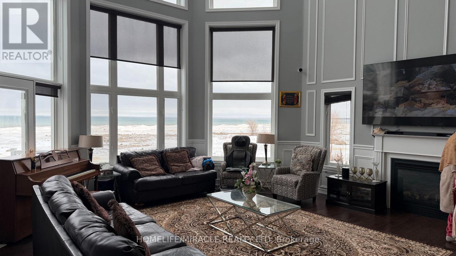 21 Waterview Road, Wasaga Beach, Ontario  L9Z 0E9 - Photo 3 - S12813858