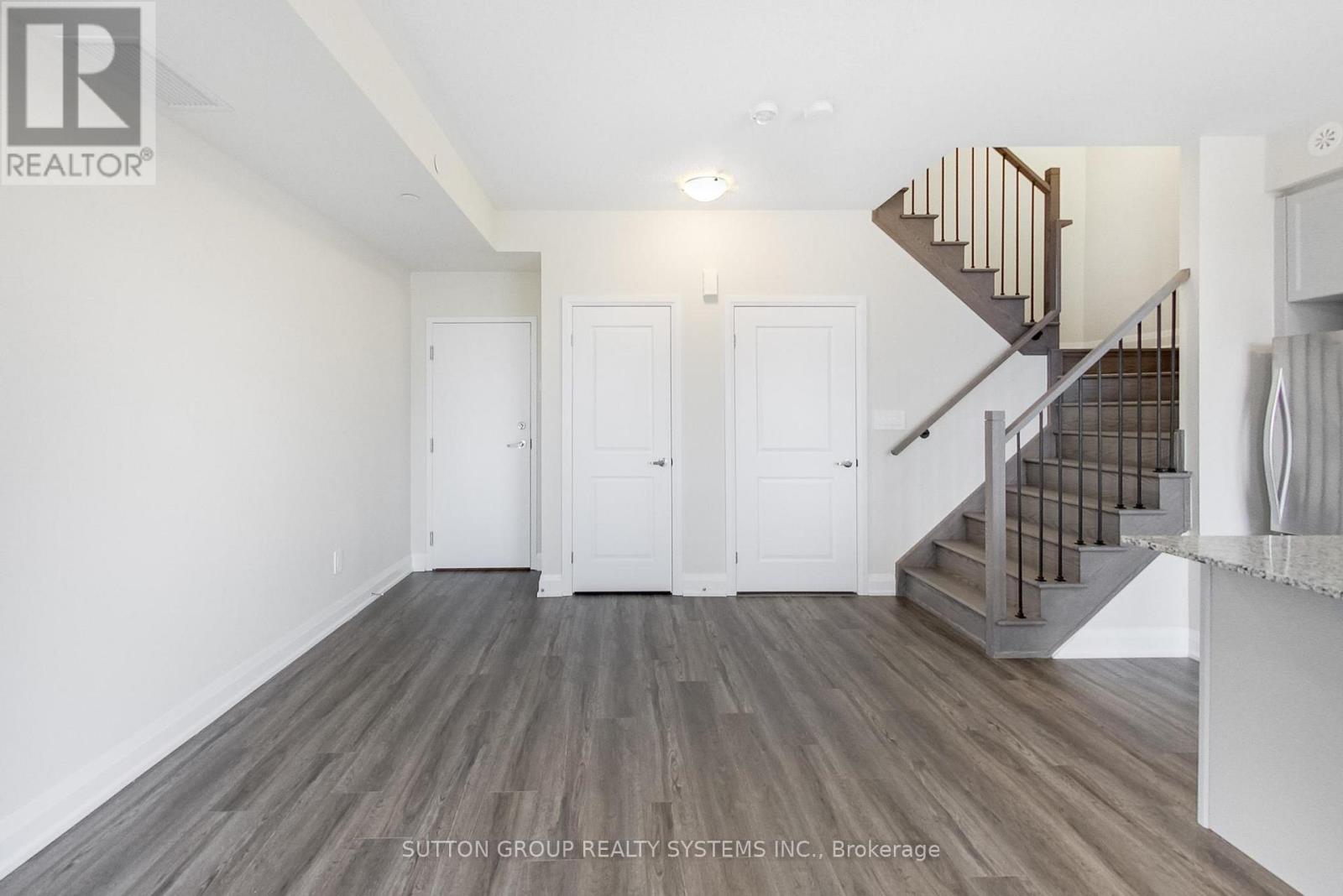 109 - 1573 Rose Way, Milton, Ontario  L9E 0J2 - Photo 16 - W12813860