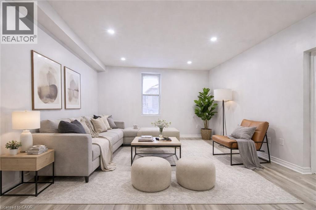 115 Courtney Street, Cambridge, Ontario  N3C 1S2 - Photo 7 - 40803735