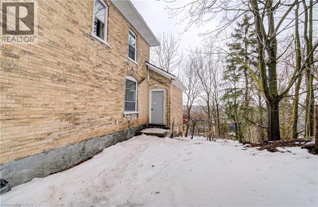 115 Courtney Street, Cambridge, Ontario  N3C 1S2 - Photo 2 - 40805306