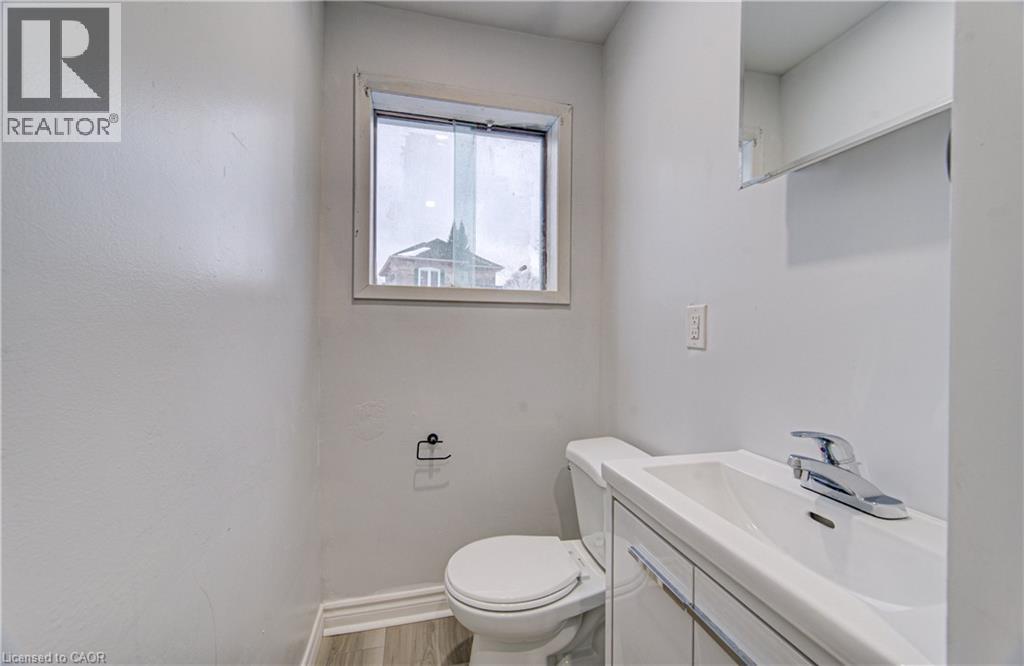 115 Courtney Street, Cambridge, Ontario  N3C 1S2 - Photo 8 - 40805306