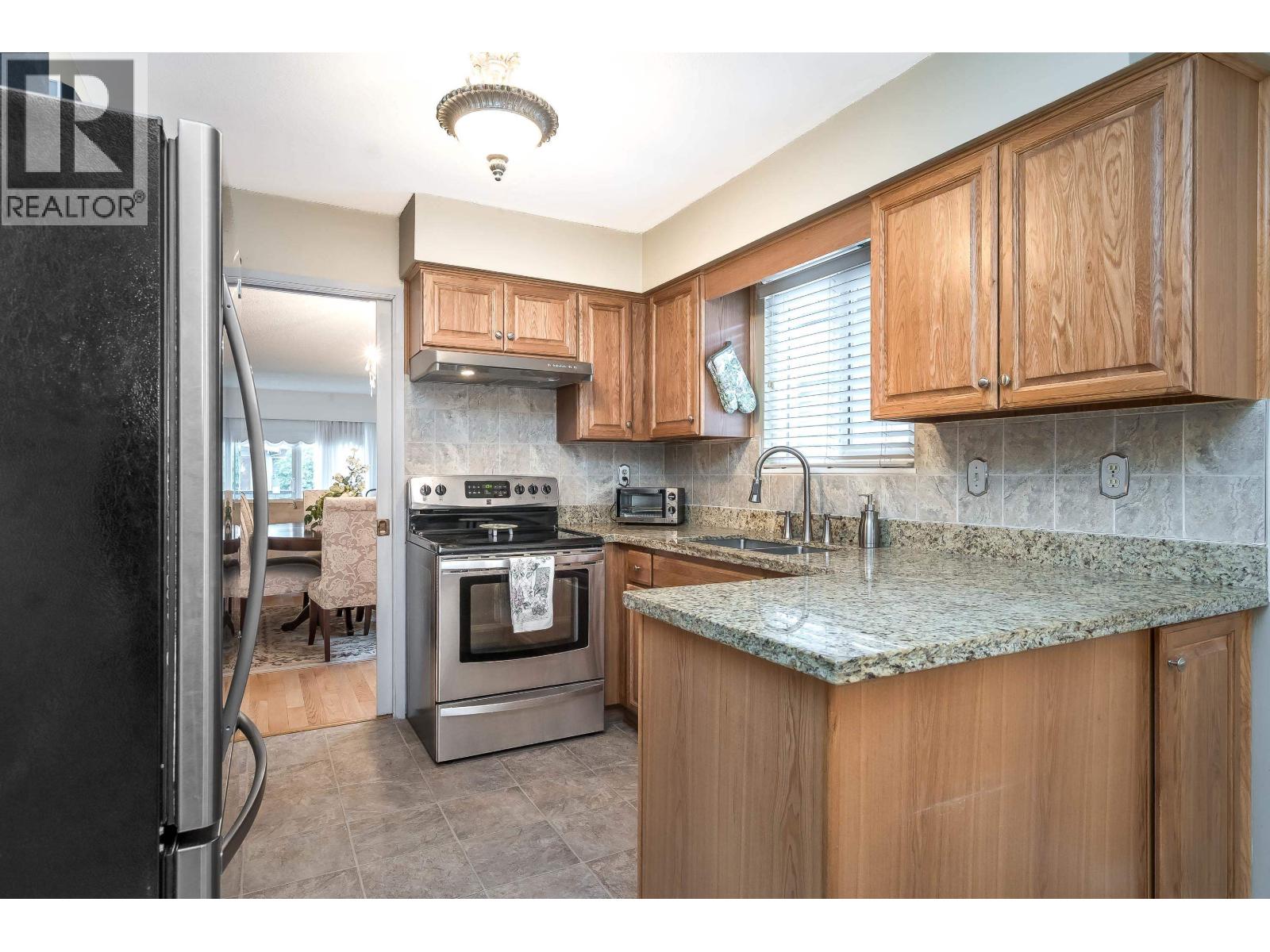 5262 Clarendon Street, Vancouver, British Columbia  V5R 3J8 - Photo 13 - R3092641