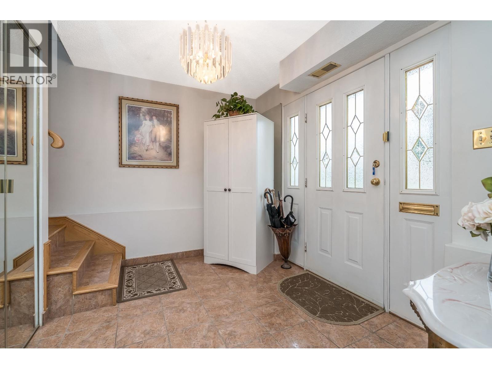 5262 Clarendon Street, Vancouver, British Columbia  V5R 3J8 - Photo 3 - R3092641