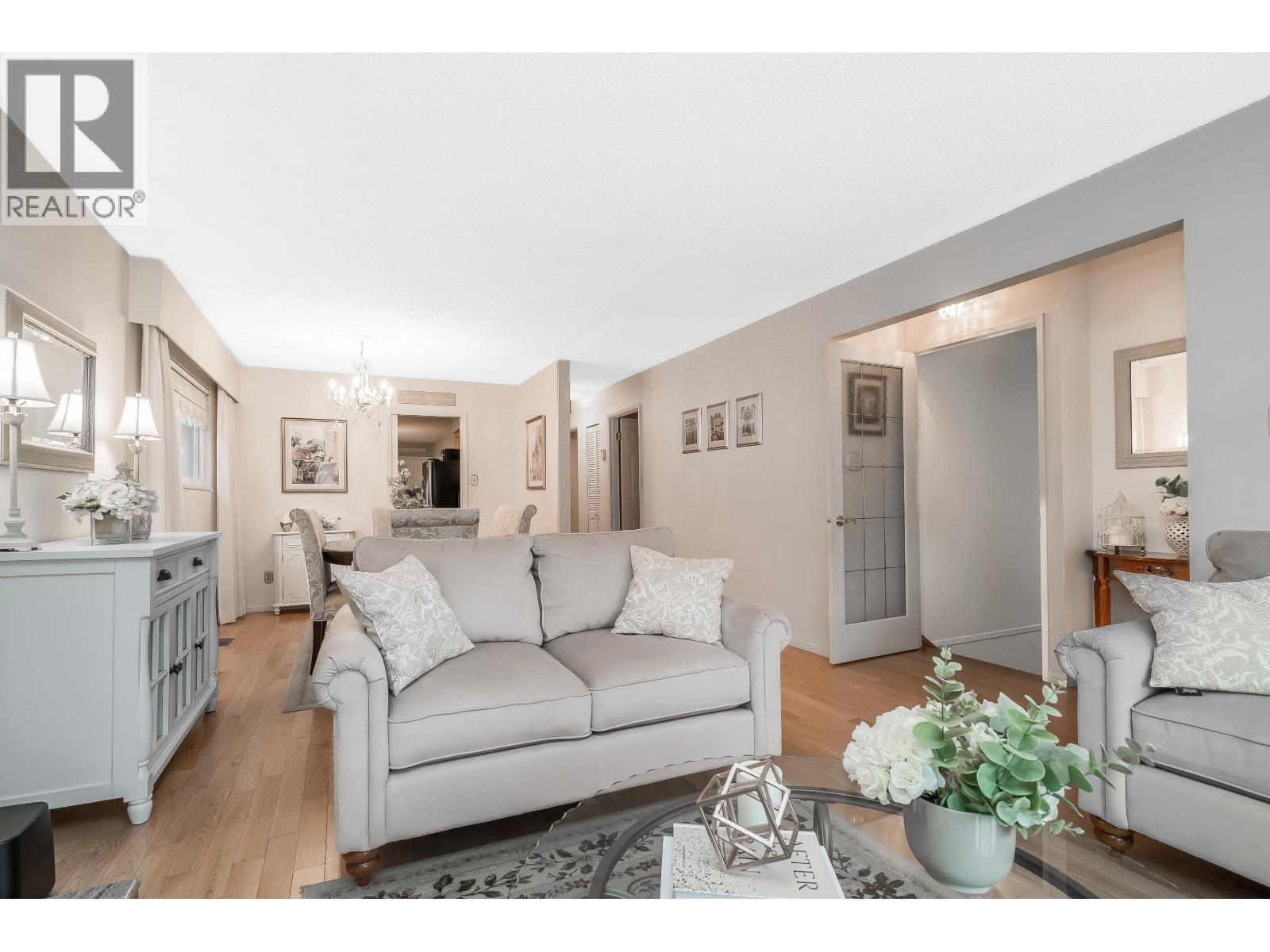 5262 Clarendon Street, Vancouver, British Columbia  V5R 3J8 - Photo 5 - R3092641