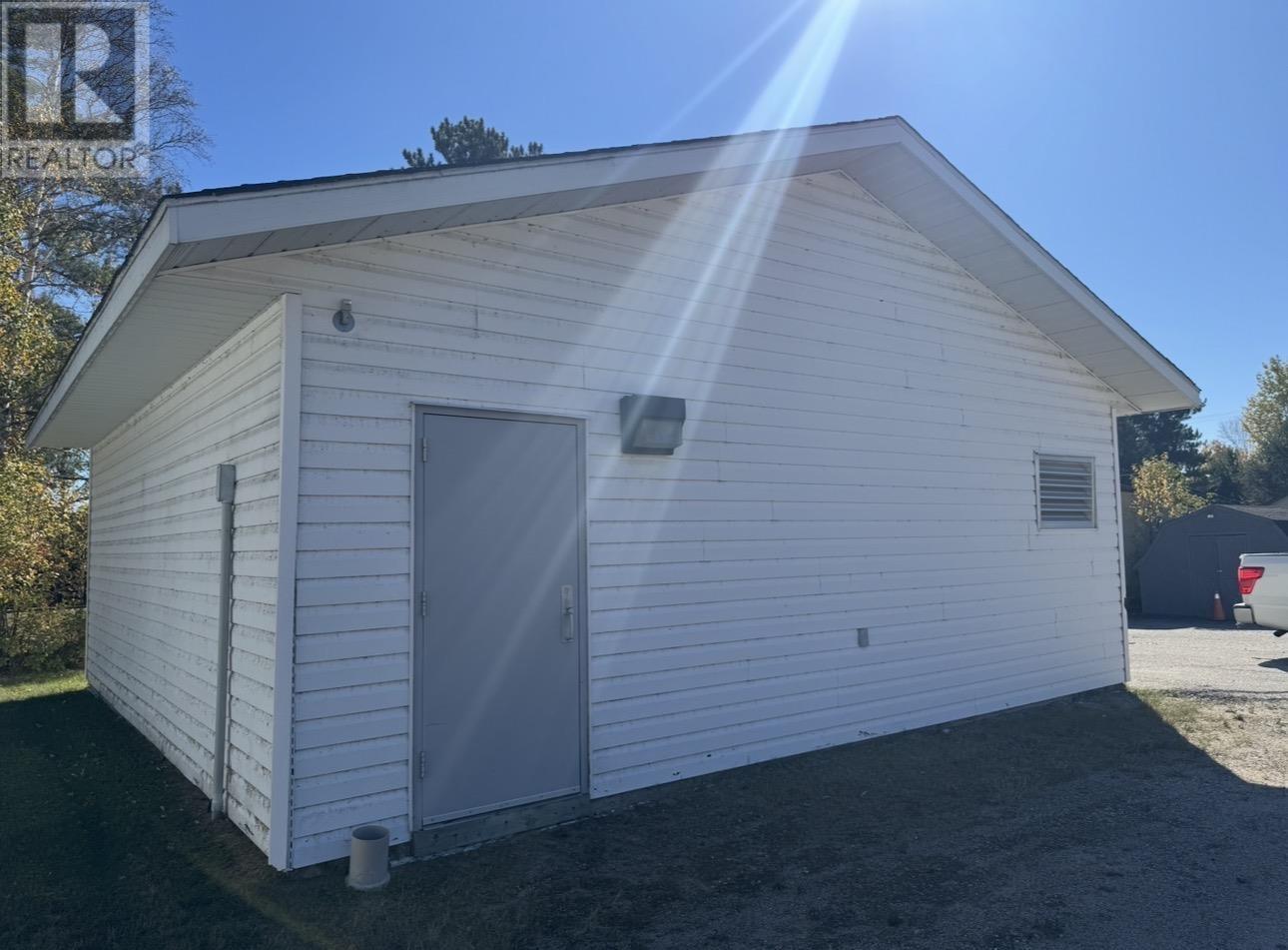 22 Low Ave, Gogama, Ontario  P0M 1W0 - Photo 23 - SM260201