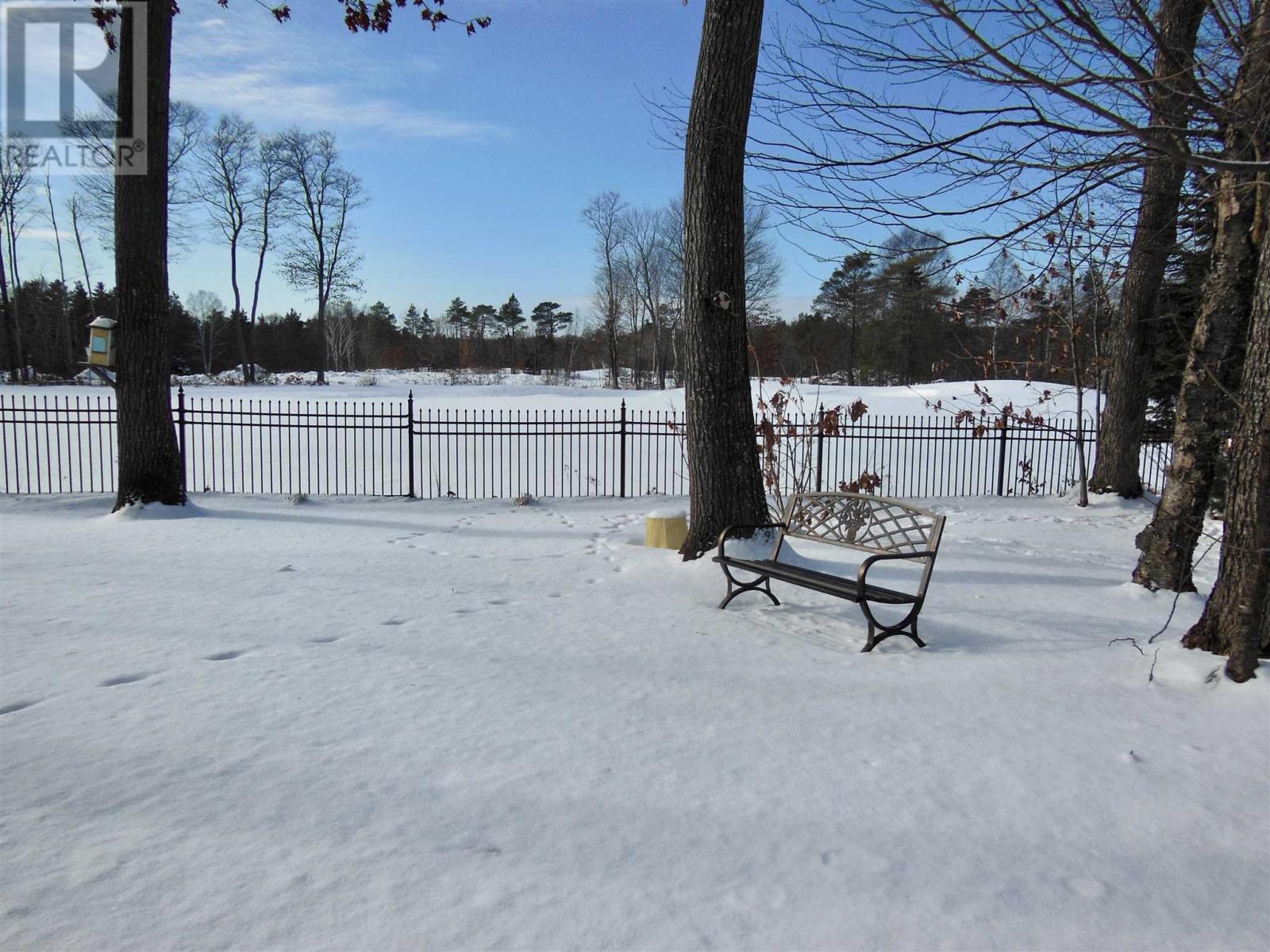 93 Crimson Ridge Dr, Sault Ste. Marie, Ontario  P6A 0B5 - Photo 6 - SM260324