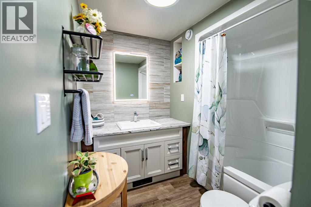 1012, 7050 Gray Drive, Red Deer, Alberta  T4P 1B9 - Photo 24 - A2285074