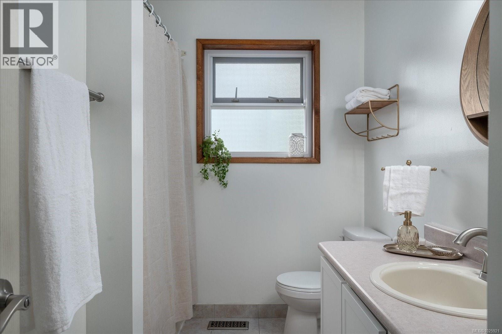 5959 Schooner Way, Nanaimo, British Columbia  V9V 1E8 - Photo 29 - 1025921