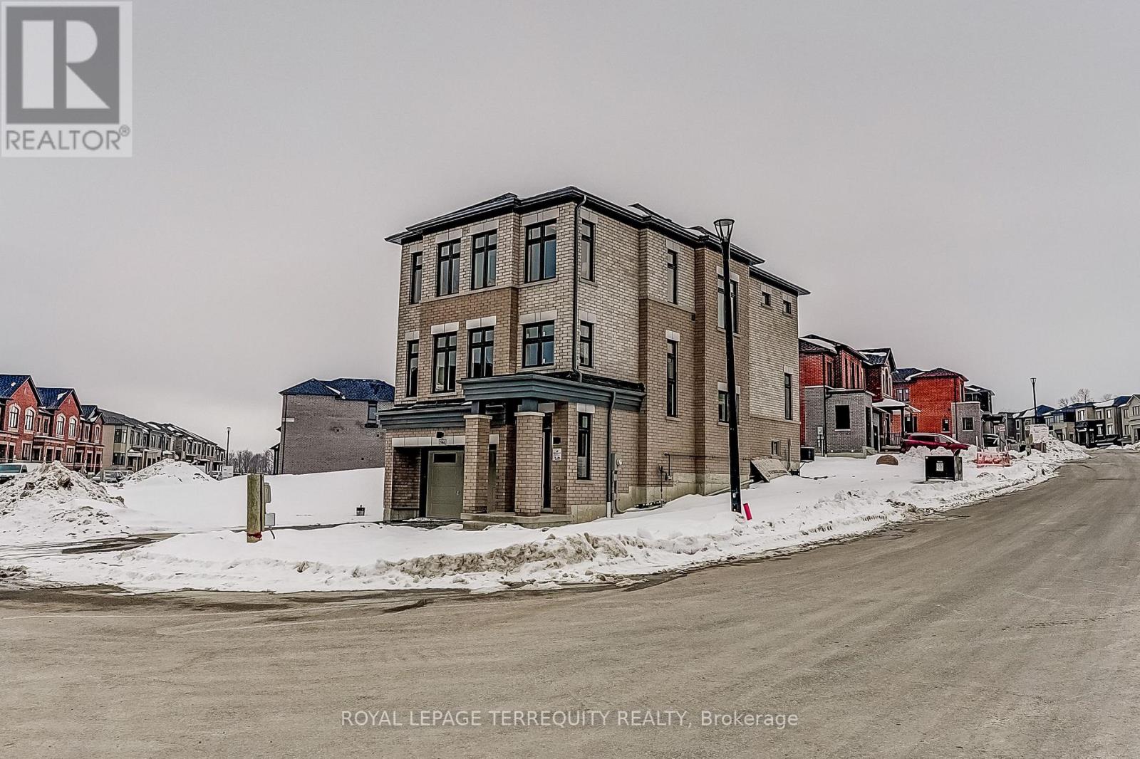 2964 Starlight Drive, Pickering, Ontario  L1X 0R8 - Photo 3 - E12813872