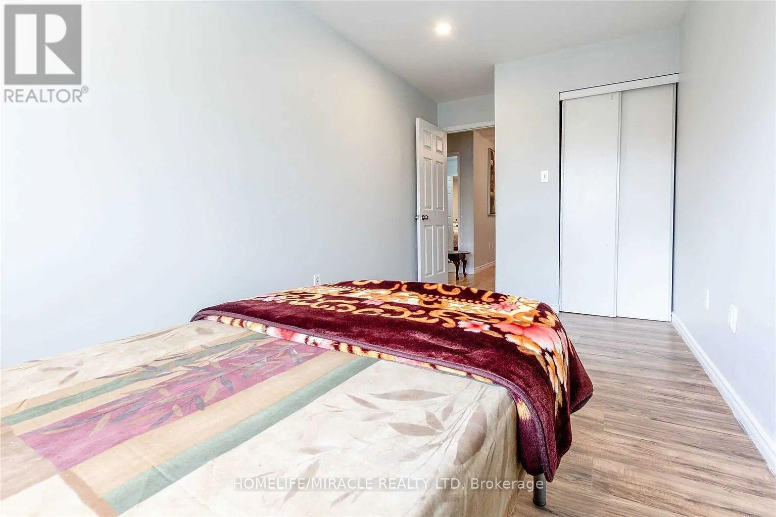 98 Laird Drive, Markham, Ontario  L3S 3N5 - Photo 10 - N12813884