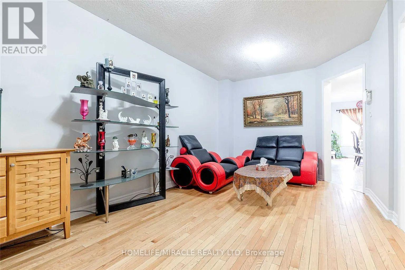 98 Laird Drive, Markham, Ontario  L3S 3N5 - Photo 13 - N12813884