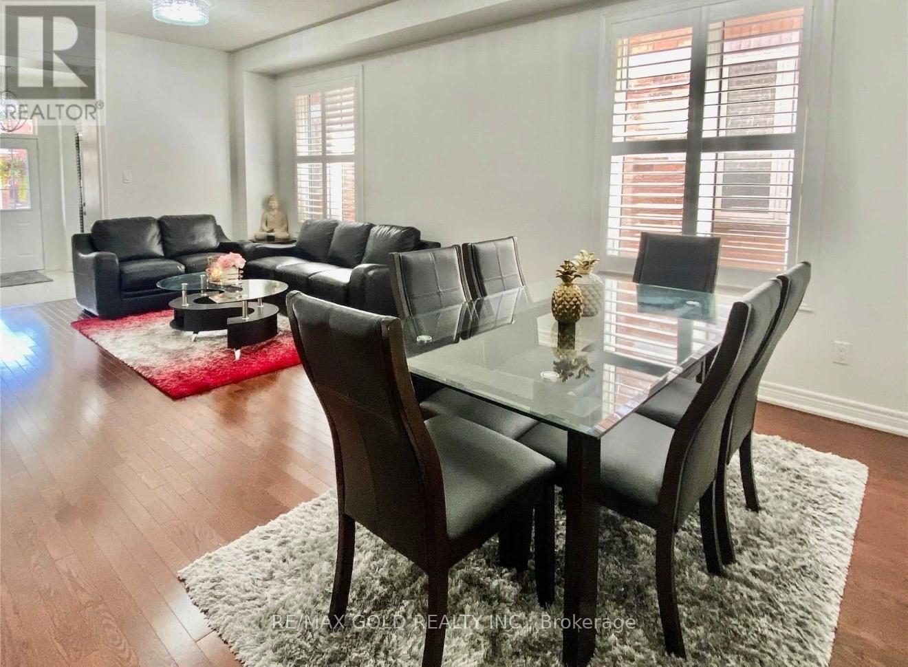 21 Humberstone Crescent, Brampton, Ontario  L7A 0C4 - Photo 6 - W12809962