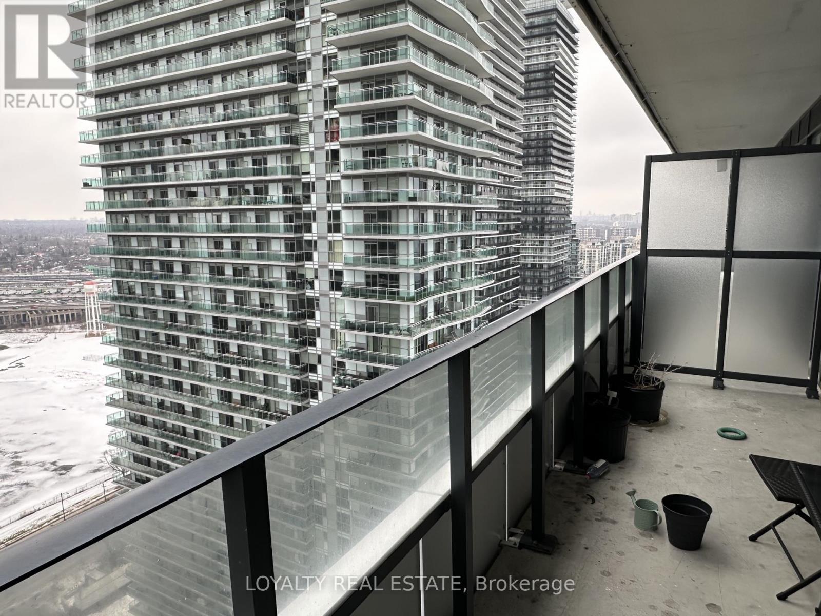 2703 - 20 Shore Breeze Drive, Toronto, Ontario  M8V 0C7 - Photo 11 - W12813886