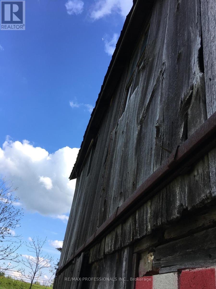 14070 Dublin Line, Halton Hills, Ontario  L7J 2L9 - Photo 13 - W12813896