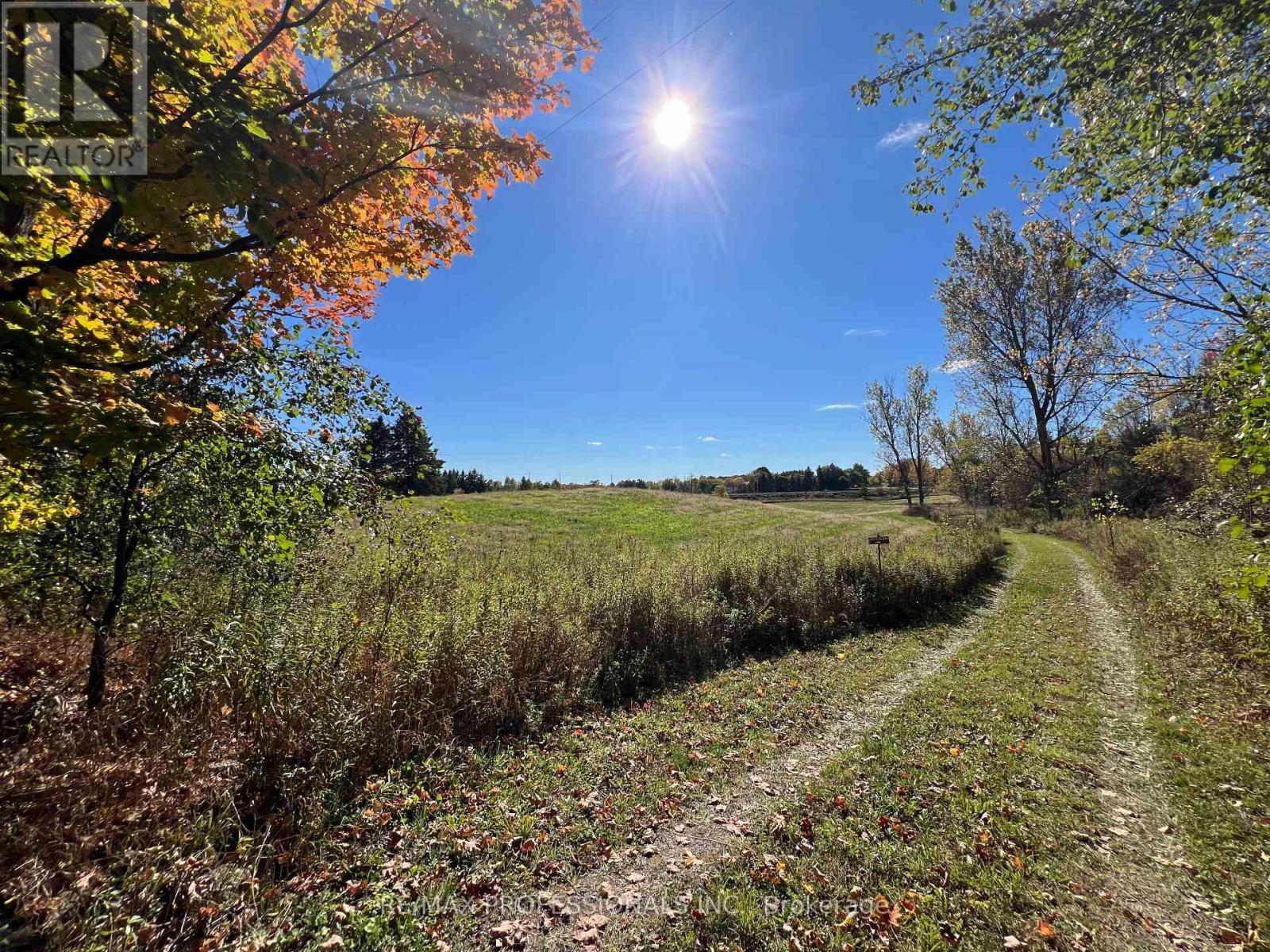 14070 Dublin Line, Halton Hills, Ontario  L7J 2L9 - Photo 3 - W12813896