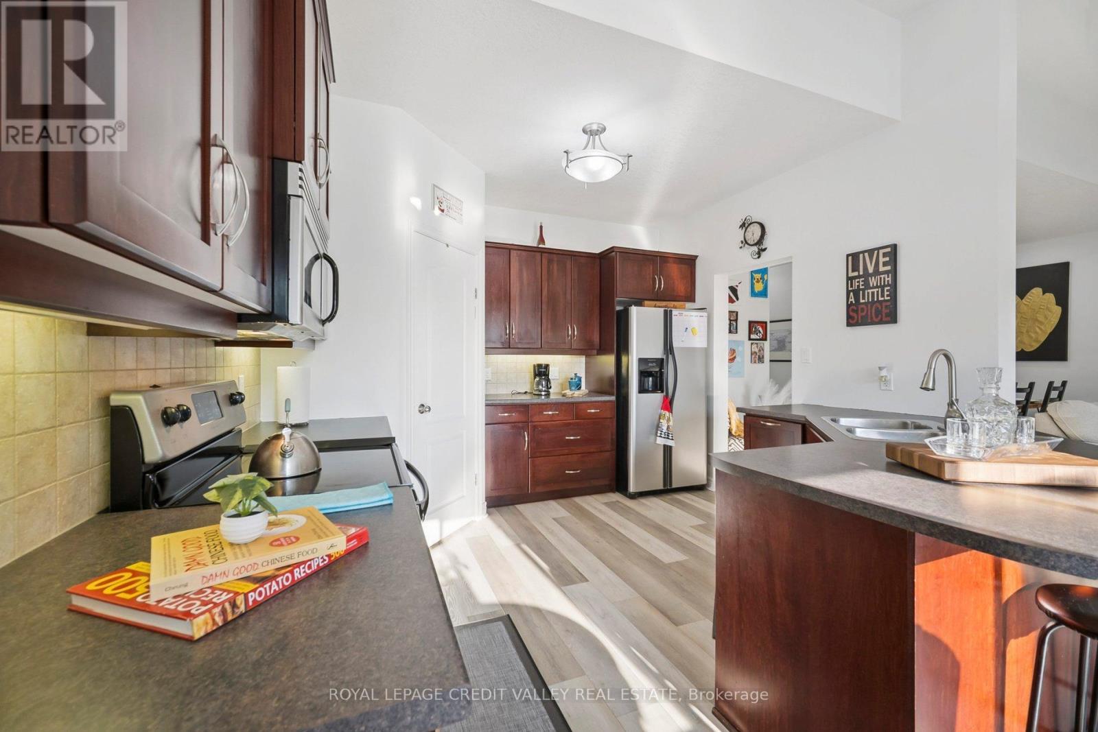 9 Peach Tree Boulevard, St. Thomas, Ontario  N5R 0B3 - Photo 13 - X12813890