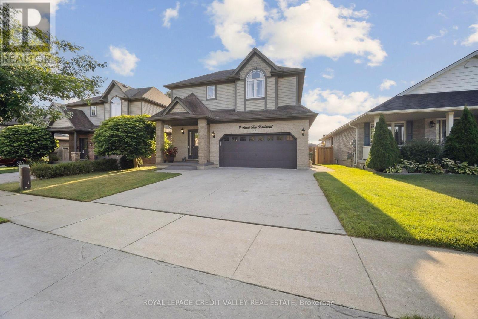 9 Peach Tree Boulevard, St. Thomas, Ontario  N5R 0B3 - Photo 2 - X12813890