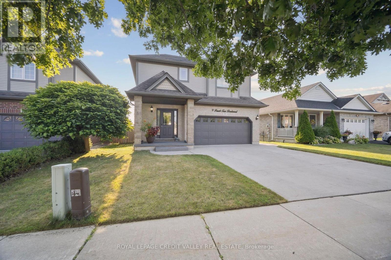 9 Peach Tree Boulevard, St. Thomas, Ontario  N5R 0B3 - Photo 3 - X12813890