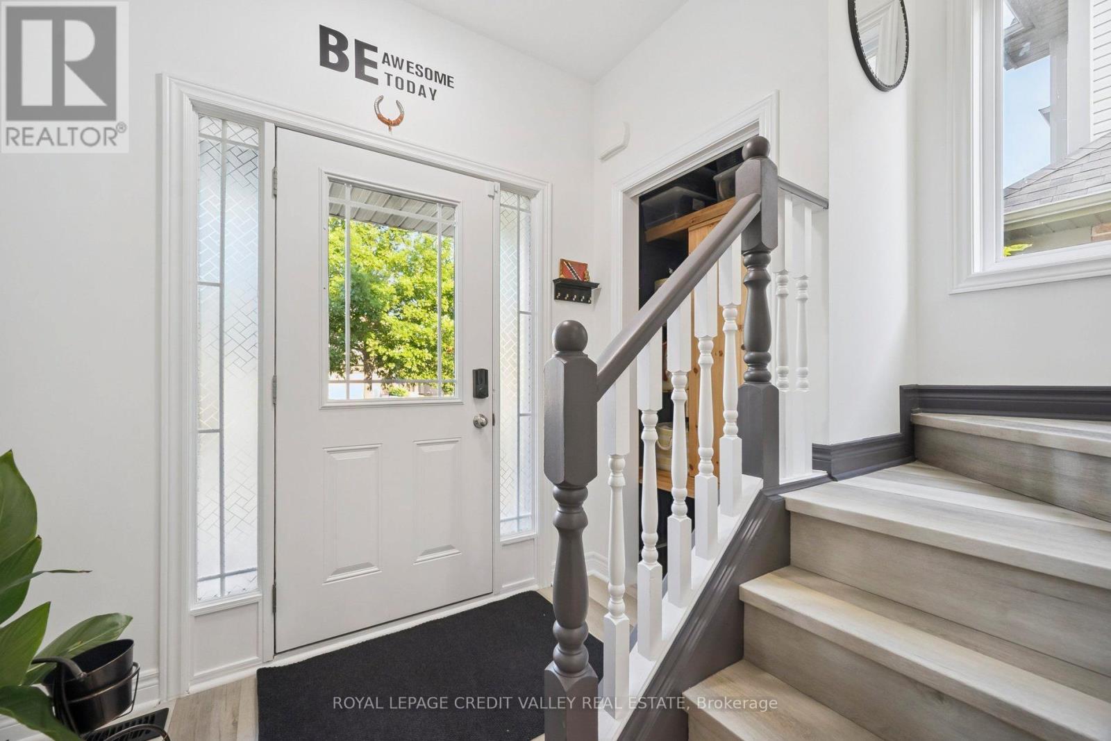 9 Peach Tree Boulevard, St. Thomas, Ontario  N5R 0B3 - Photo 5 - X12813890